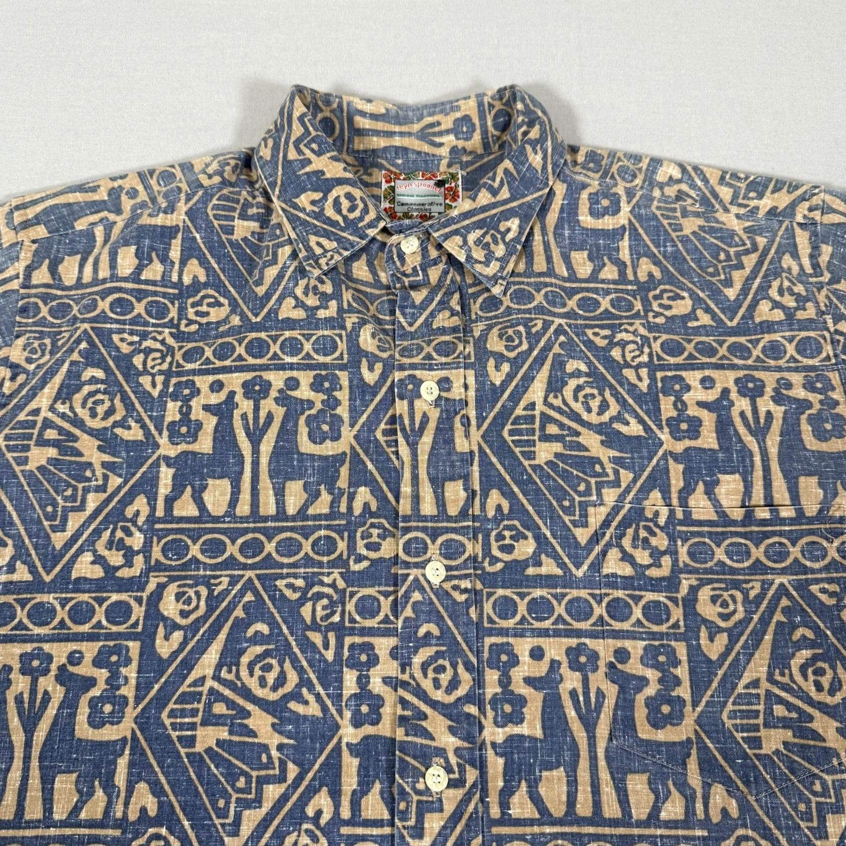 Reyn Spooner Reyn Spooner Shirt Mens Large Blue Hawaiian Button Up Commemorative Classics 90s Size US L / EU 52-54 / 3 - 2 Thumbnail