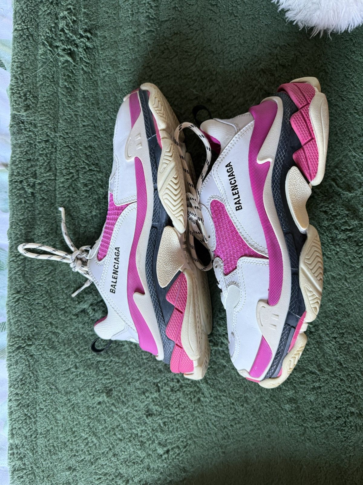 Balenciaga Balenciaga Triple S Size US 8 / EU 41 - 1 Thumbnail