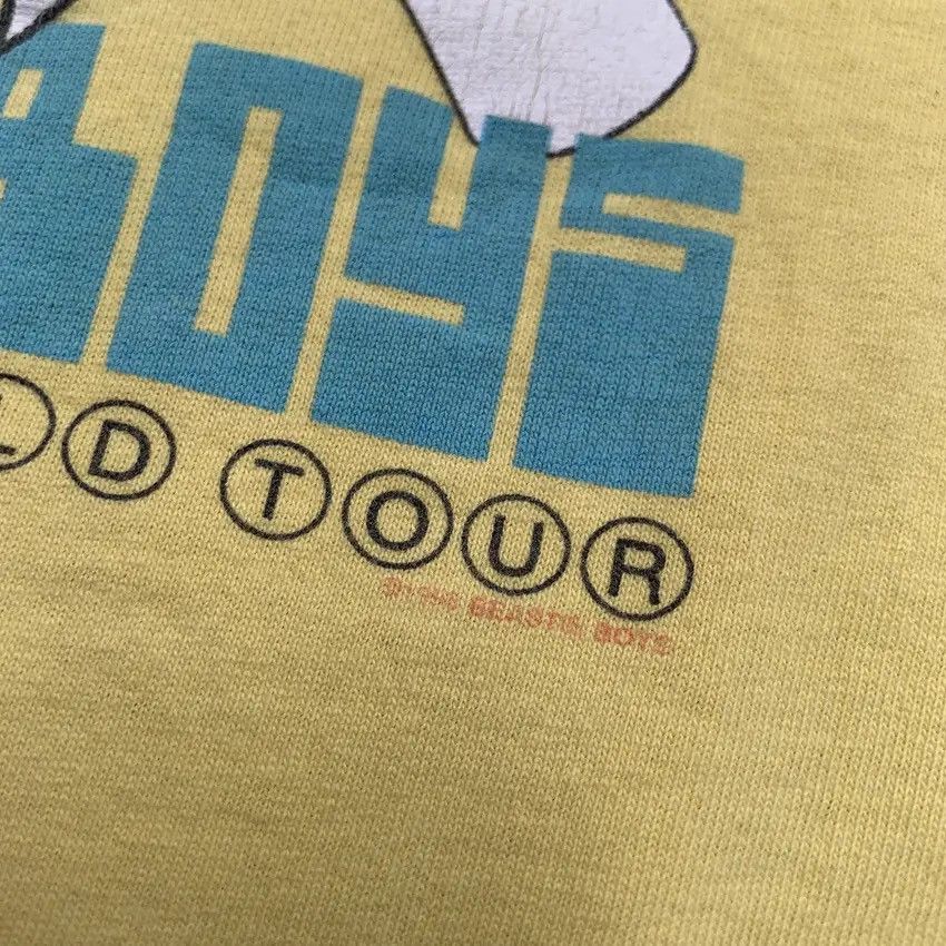 Vintage Vintage 90s Beastie Boys Hello Nasty In The Round Tour Tee Size US XL / EU 56 / 4 - 6 Thumbnail