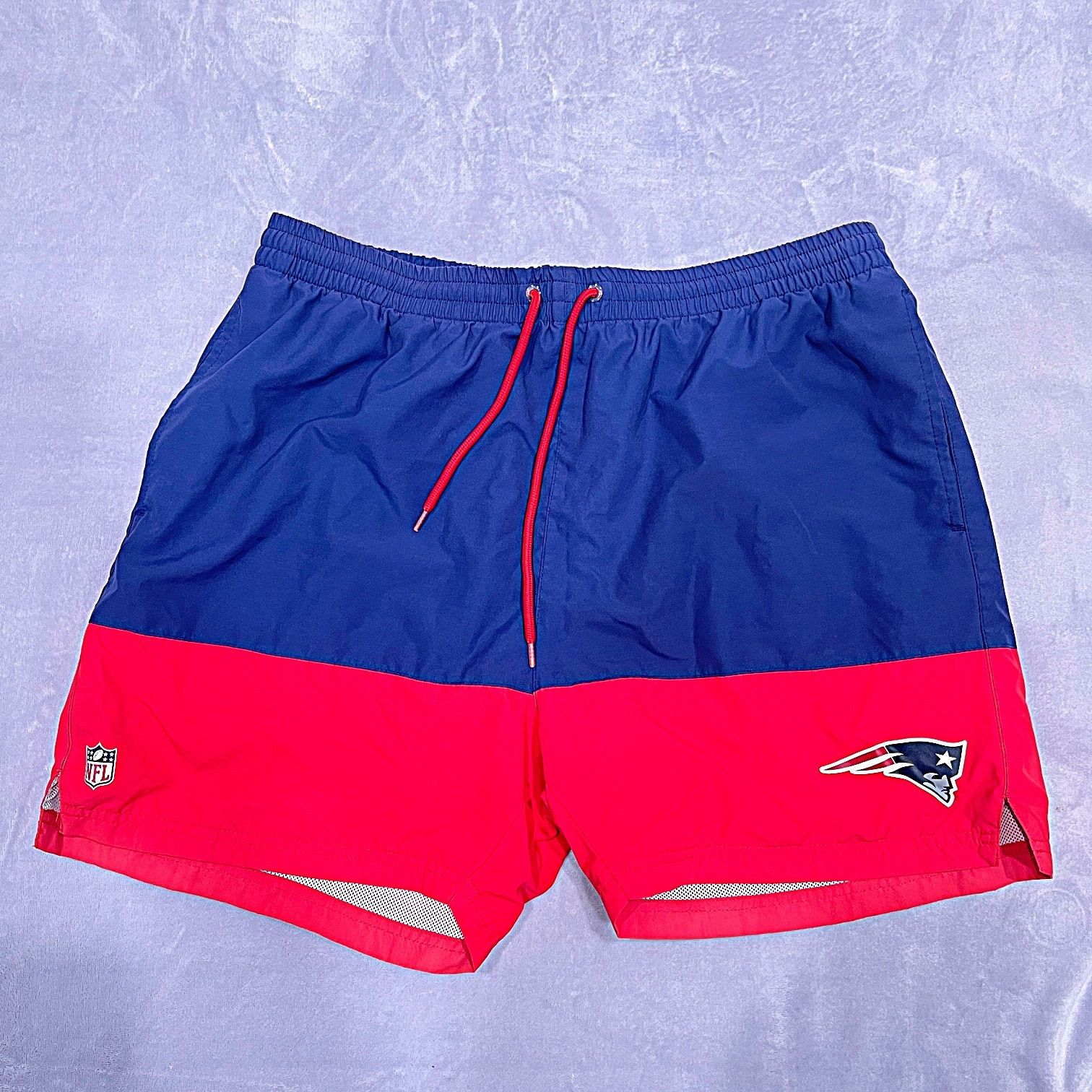 NFL NEW ENGLAND PATRIOTS Swim Trunks Blue Red NFL Mens Large Size US 36 / EU 52 - 2 Thumbnail