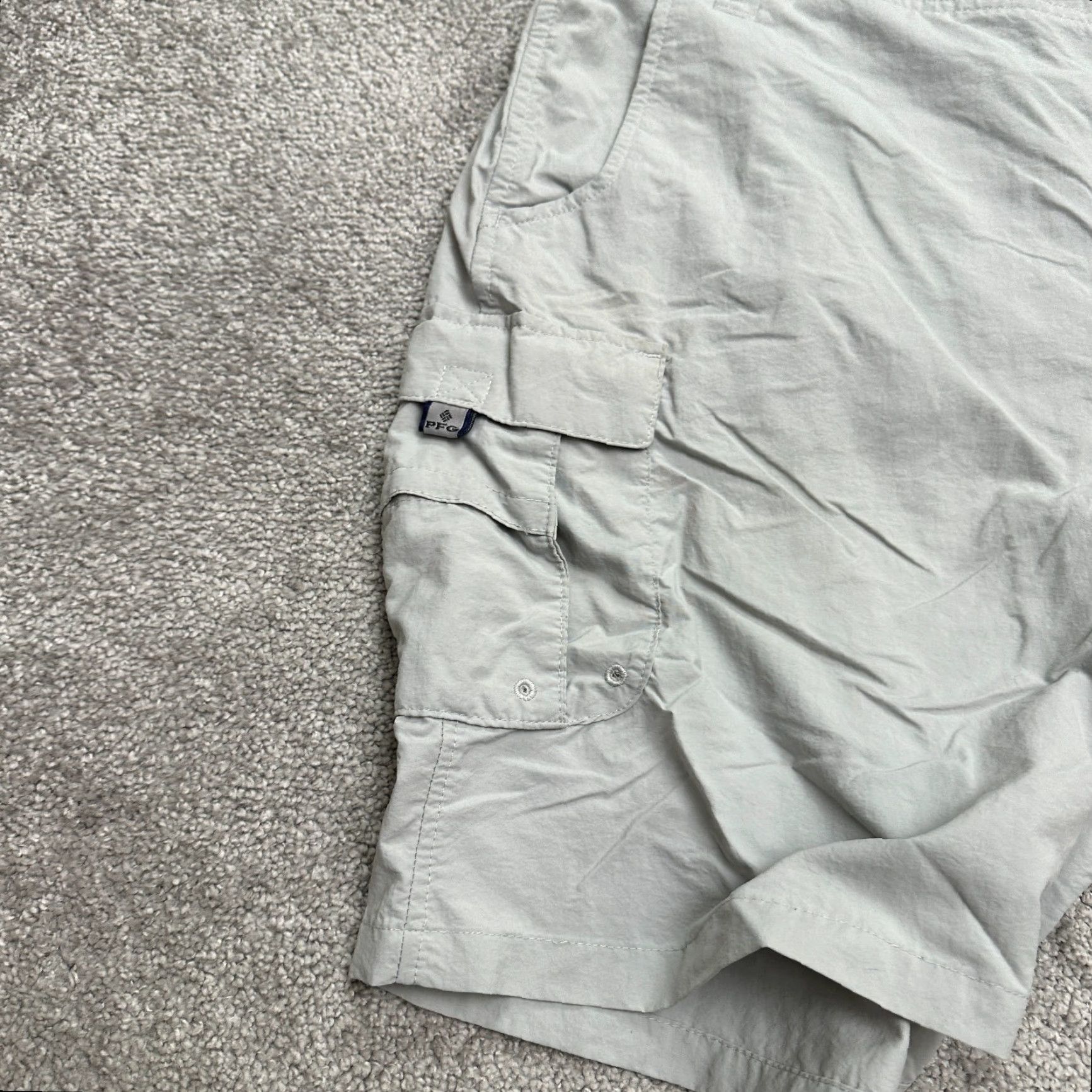 Vintage Columbia Mens 2XP G2 Gray PFG Omni Shade Cargo Shorts Big & Tall 42x8 Nylon Breathable Pocket Size US 39 - 3 Thumbnail