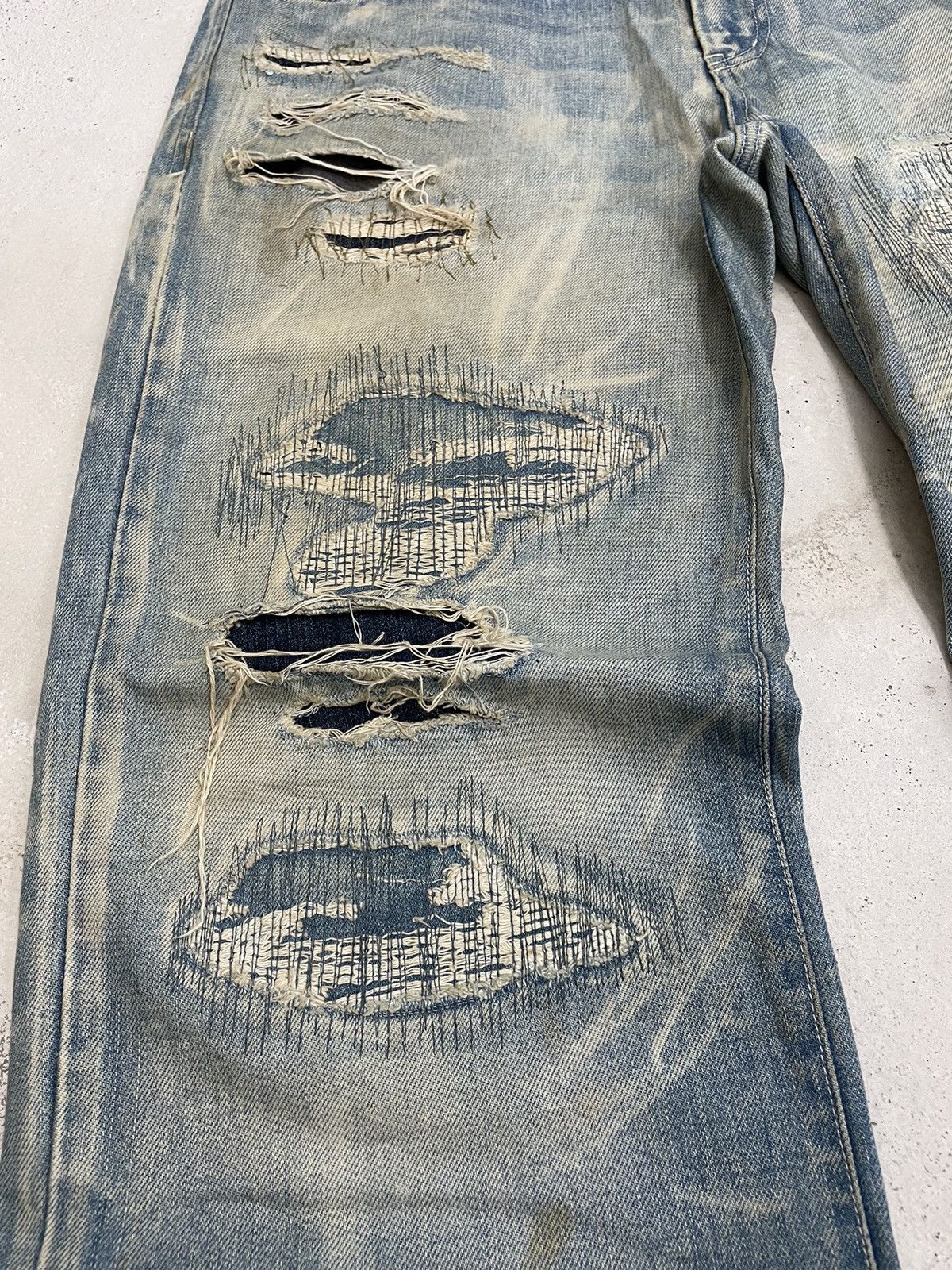 Japanese Brand TRNCA Japan Distressed Sashiko Reconstructed Denim (A1) Size US 35 - 11 Thumbnail