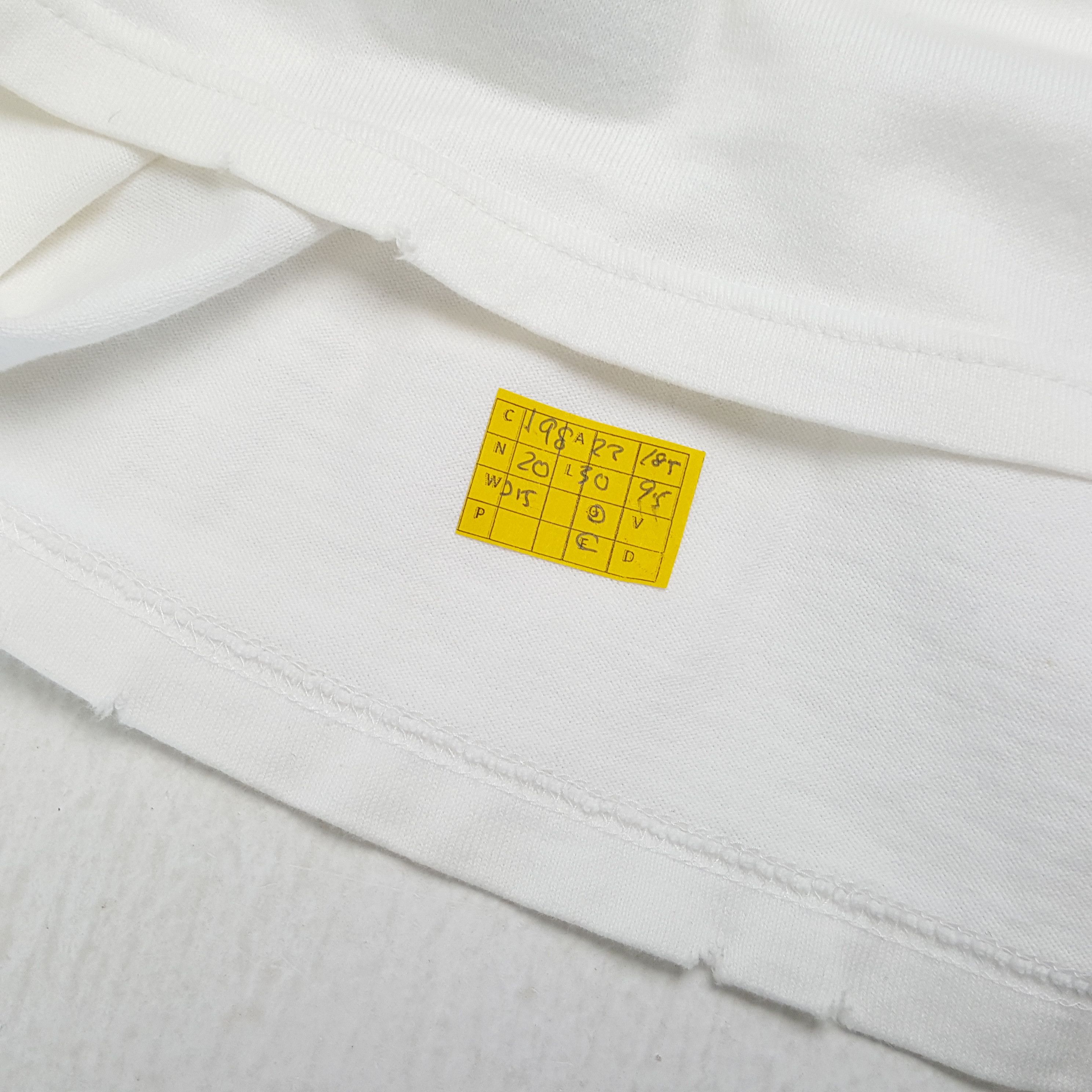 Japanese Brand × Number (N)ine × Vintage Vintage NUMBER (N)INE Japanese Fashion Brand T-Shirts Size US L / EU 52-54 / 3 - 4 Thumbnail