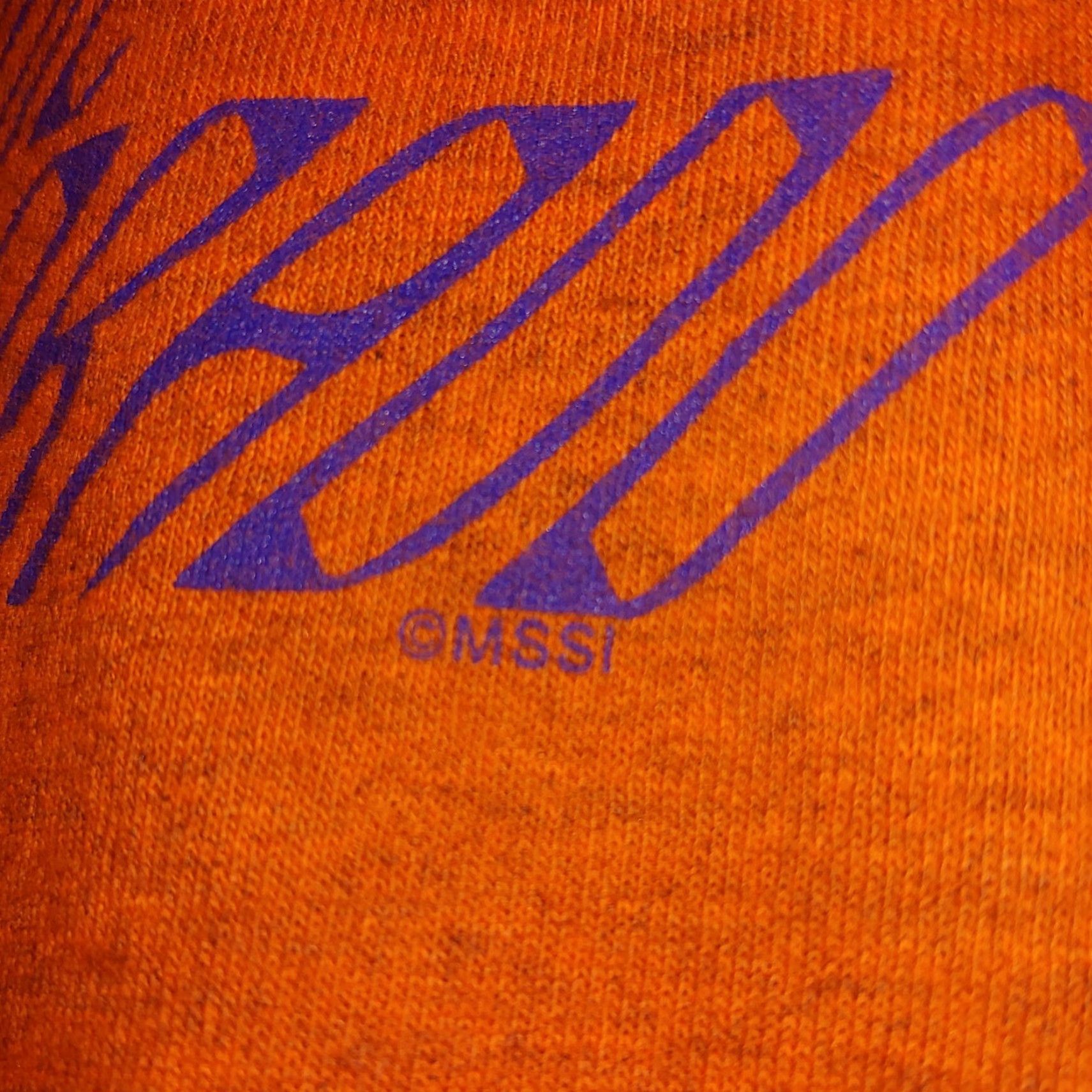 Gildan Vail Colorado Shirt XL Orange Purple Mountain Resort Ski Town Short Sleeve Mens Size US XL / EU 56 / 4 - 5 Thumbnail
