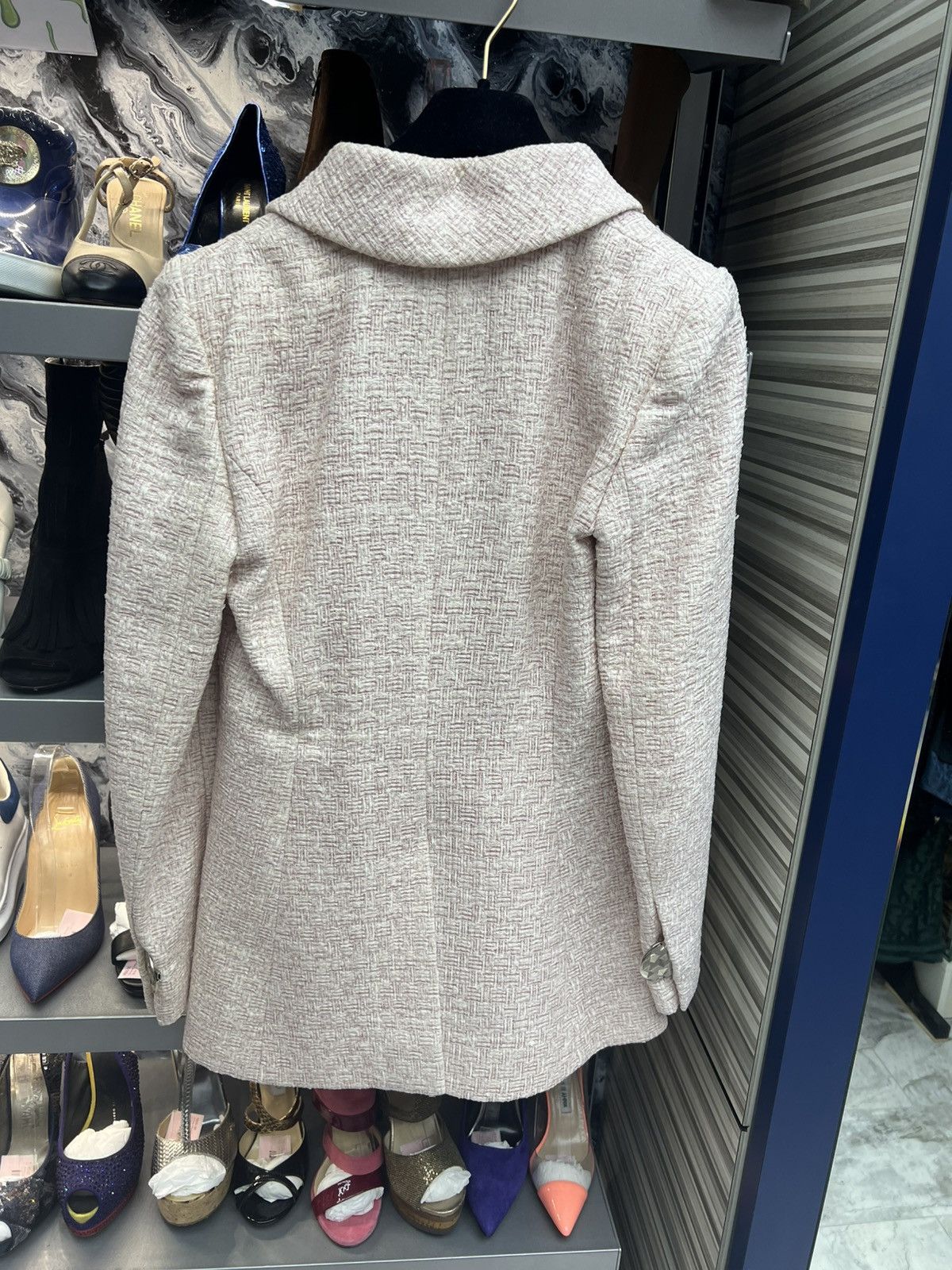 Chanel Channel Tweed Blazer Light Pink Size XS / US 0-2 / IT 36-38 - 2 Thumbnail