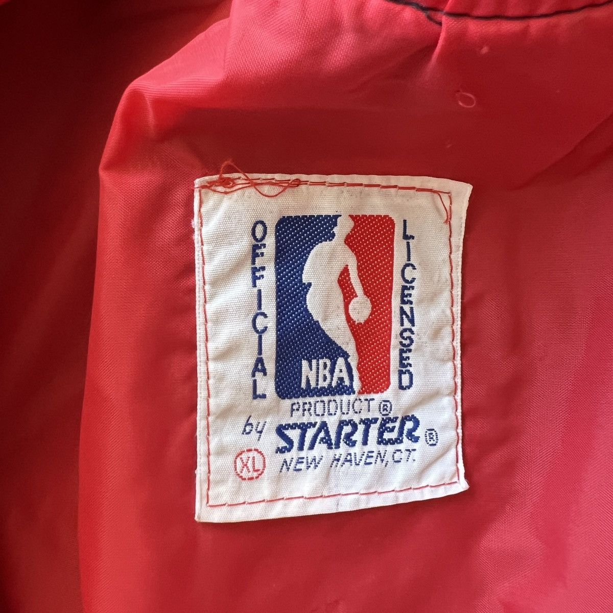 NBA Vintage Chicago Bulls 91-92 Back To Back NBA World Champions Size US XL / EU 56 / 4 - 11 Thumbnail
