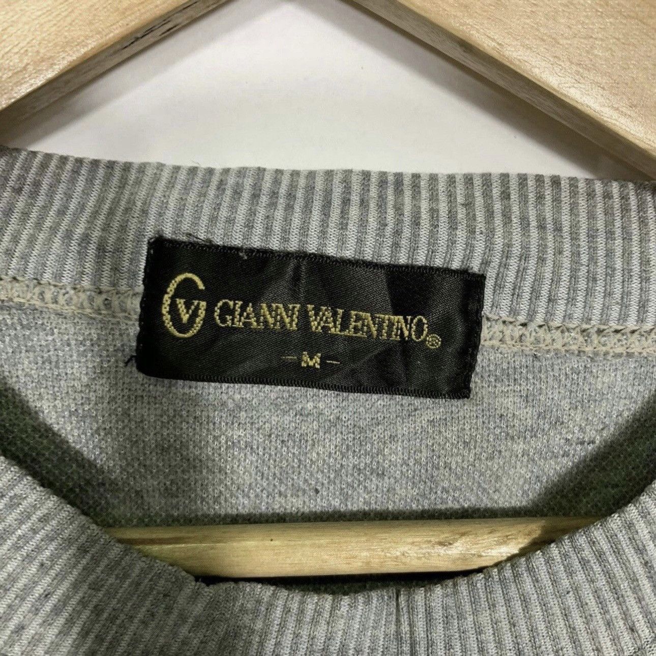 Gianni Valentino × Valentino gianni valentino sweatshirt big logo embroidered Size US M / EU 48-50 / 2 - 2 Thumbnail