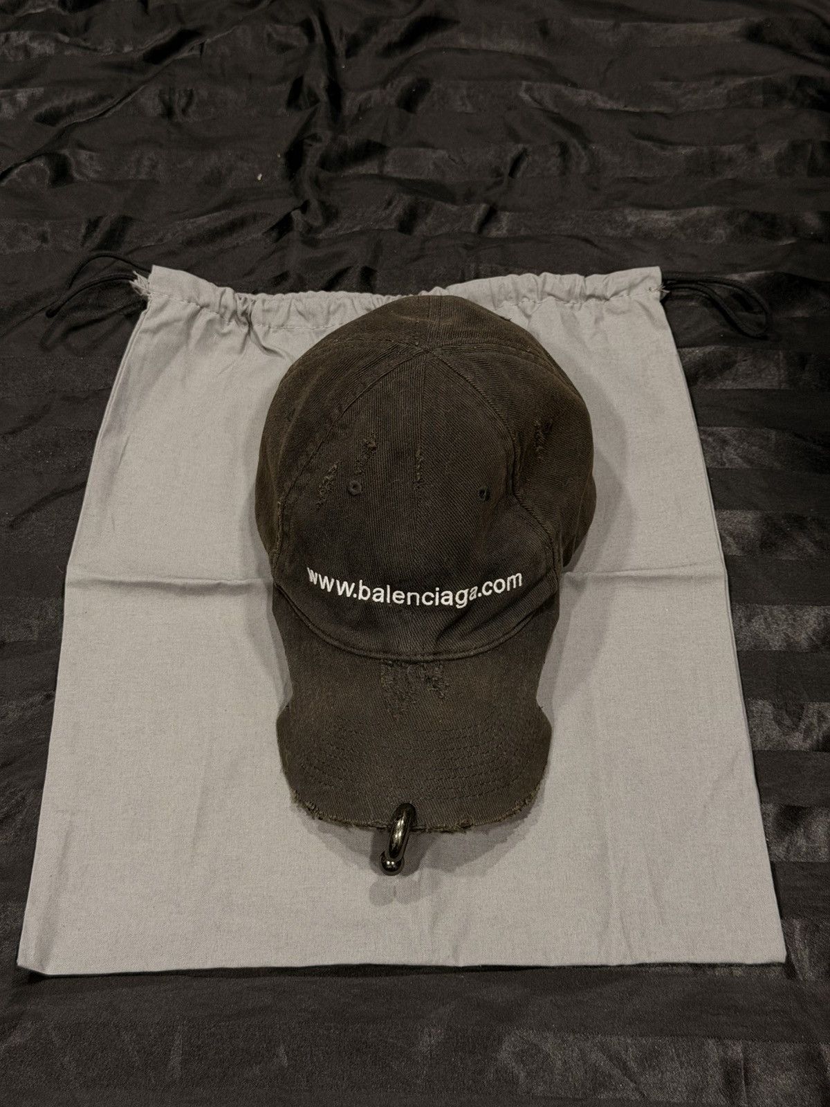 Balenciaga Balenciaga Bal.com Website Front Piercing Cap Size ONE SIZE - 1 Thumbnail