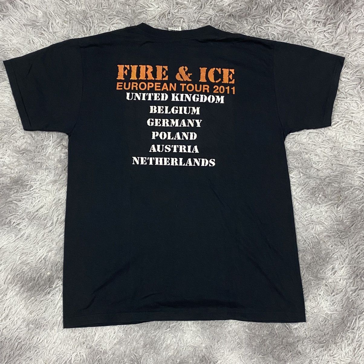 Band Tees × Fruit Of The Loom × Vintage Fire & ice hardcore punk band european tour 2011 Size US L / EU 52-54 / 3 - 2 Thumbnail