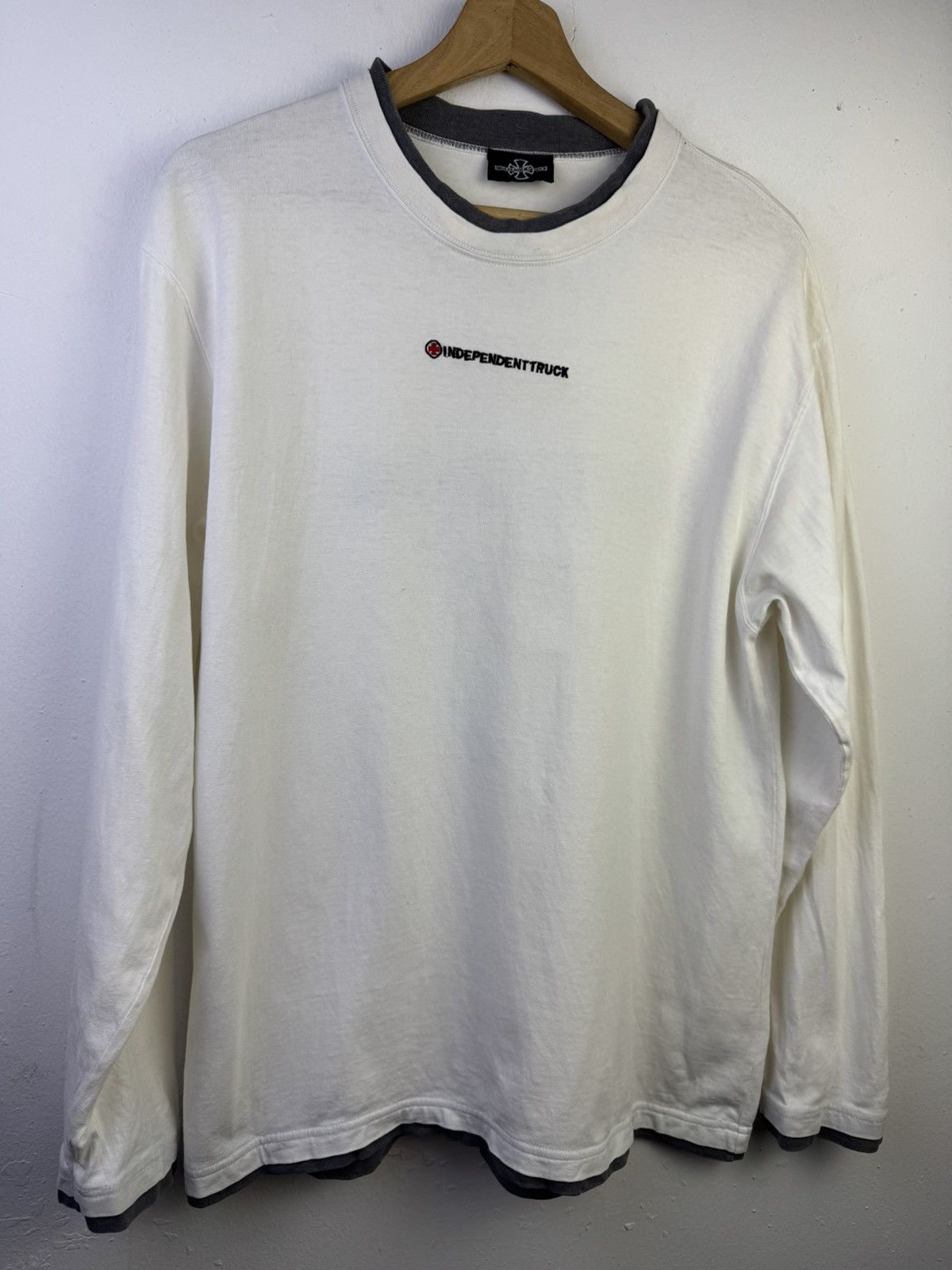 Independent Truck Co. Vintage Independent Truck Company long-sleeve t-shirt Size US L / EU 52-54 / 3 - 10 Thumbnail