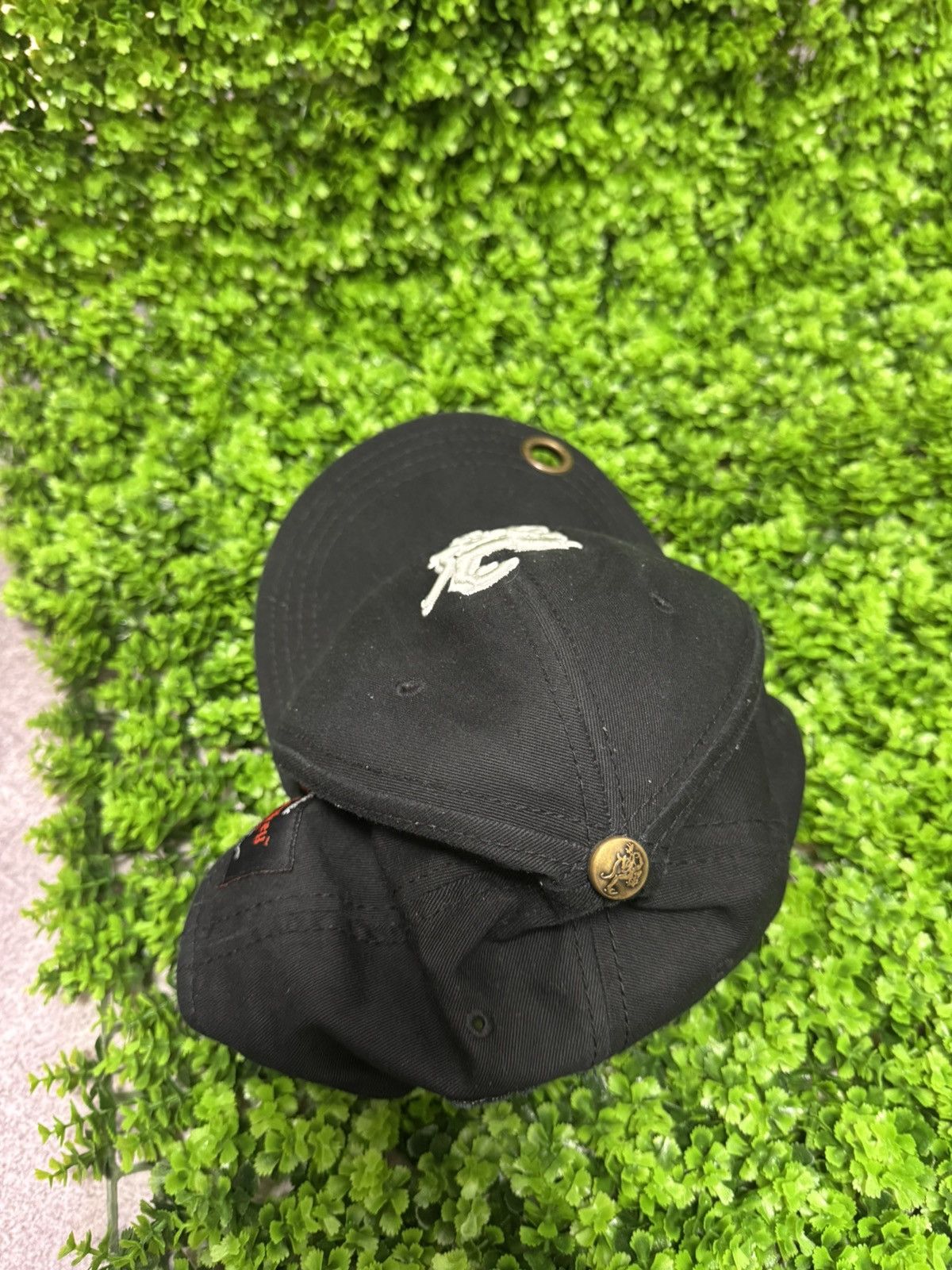 Japanese Brand Rare Vintage Cap Red Monkey Los Angeles. Avant-Garde style. Size ONE SIZE - 10 Thumbnail