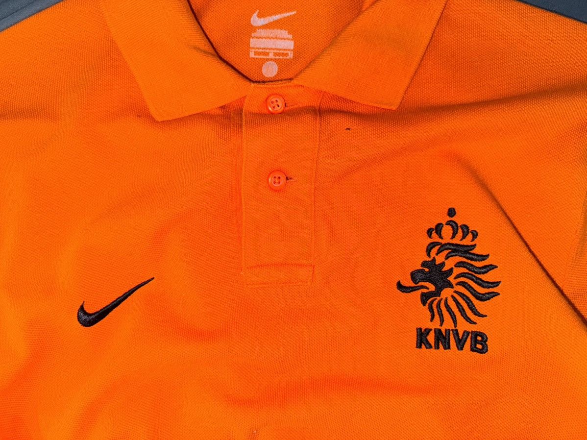 Nike nike x knvb national netherlands football team Size US M / EU 48-50 / 2 - 6 Thumbnail