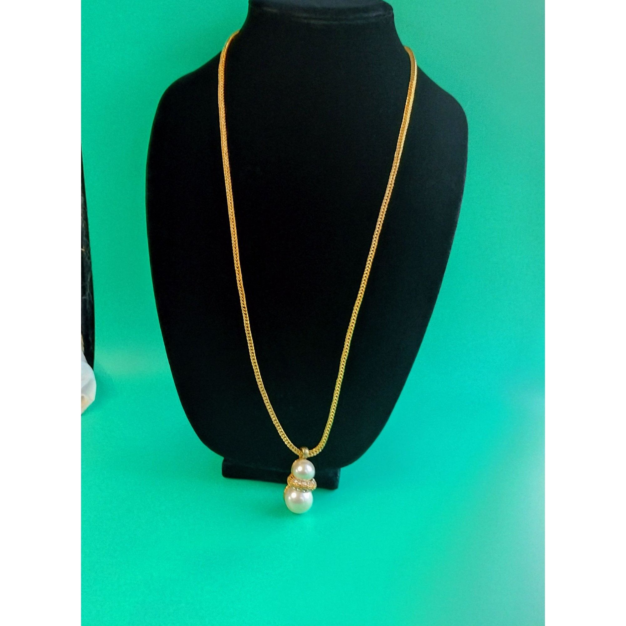 Other Vintage Gold Tone Necklace Magnetic Clasp Double Faux Pearl Size ONE SIZE - 16 Thumbnail