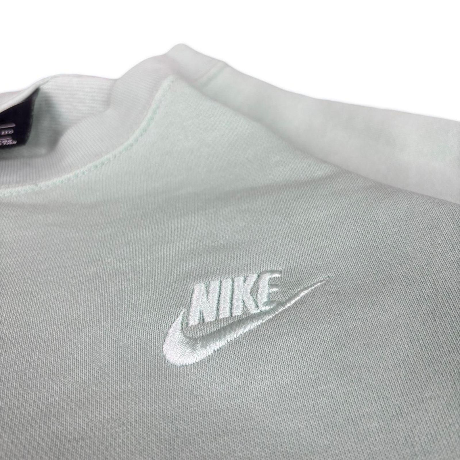 Nike Nike Cropped Mint Green Sweatshirt Size XXL / US 16-18 / IT 52-54 - 2 Thumbnail