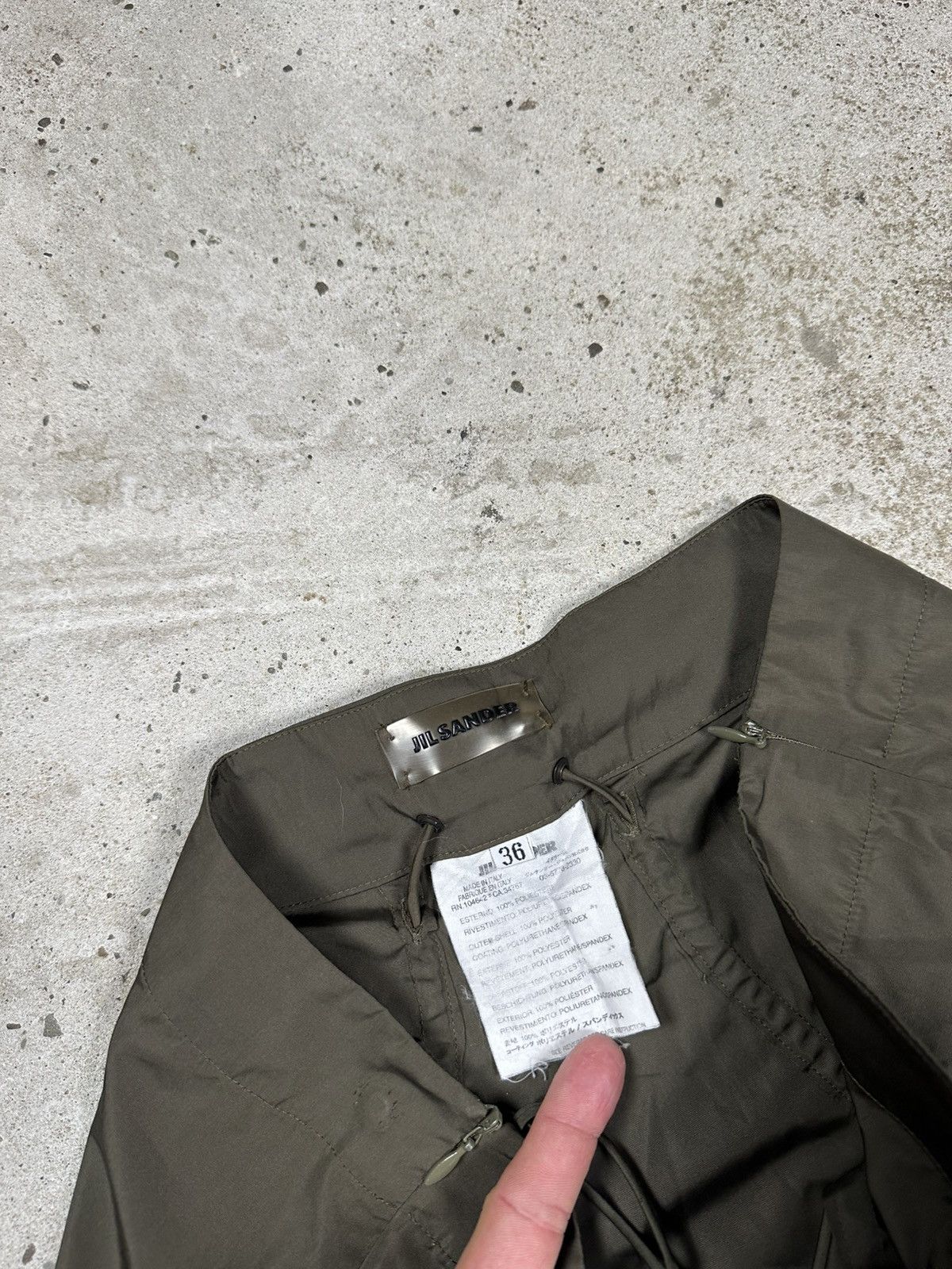 Jil Sander Vintage 2000s Jil Sander Green Khaki Drawstring Skirt Size 25" / US 0 / IT 36 - 9 Thumbnail