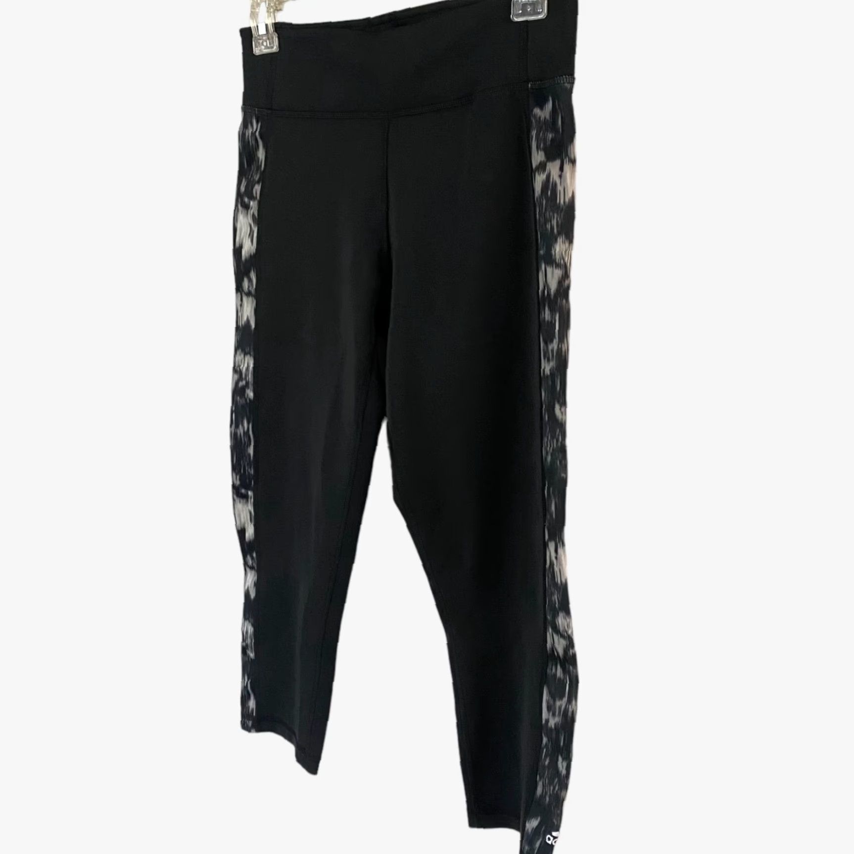 Adidas Adidas Climalite Leggings Womens Small Black Cropped High Waisted Printed Yoga Gym Training Size 28" / US 6 / IT 42 - 2 Thumbnail