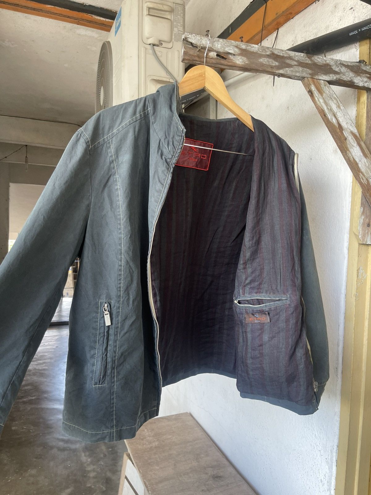 Etro Nice🔥 Vintage Etro Milano Faded Jacket Size US XL / EU 56 / 4 - 6 Thumbnail