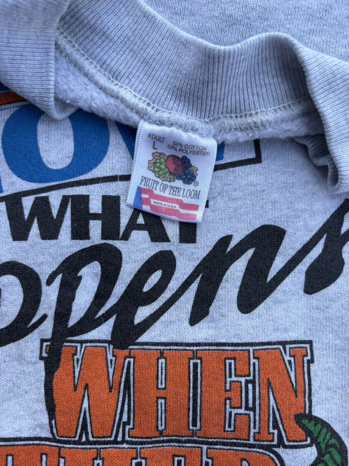 Fruit Of The Loom Vintage 90s Florida Gators Bad Things Happen Crewneck Size US L / EU 52-54 / 3 - 5 Thumbnail
