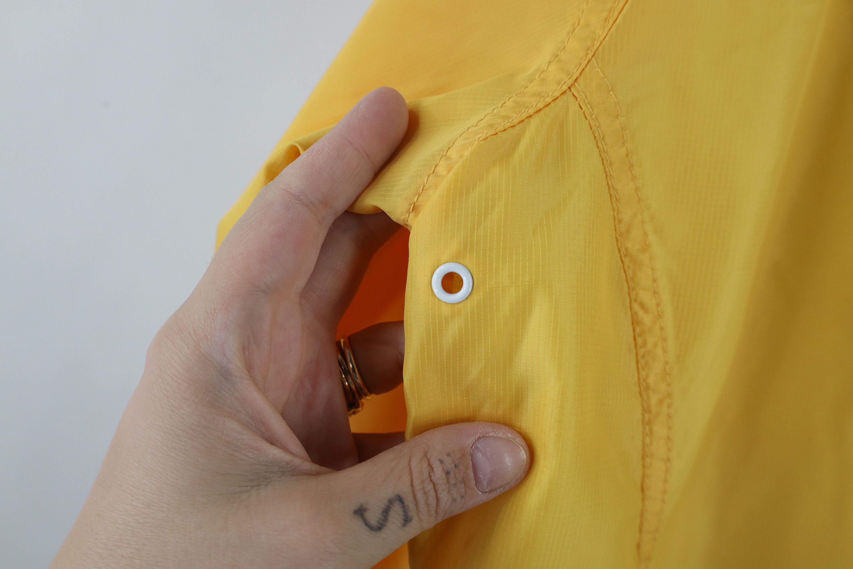 Eddie Bauer × Vintage Vintage Eddie Bauer Lined Windbreaker Rain Jacket Yellow Size US M / EU 48-50 / 2 - 14 Thumbnail