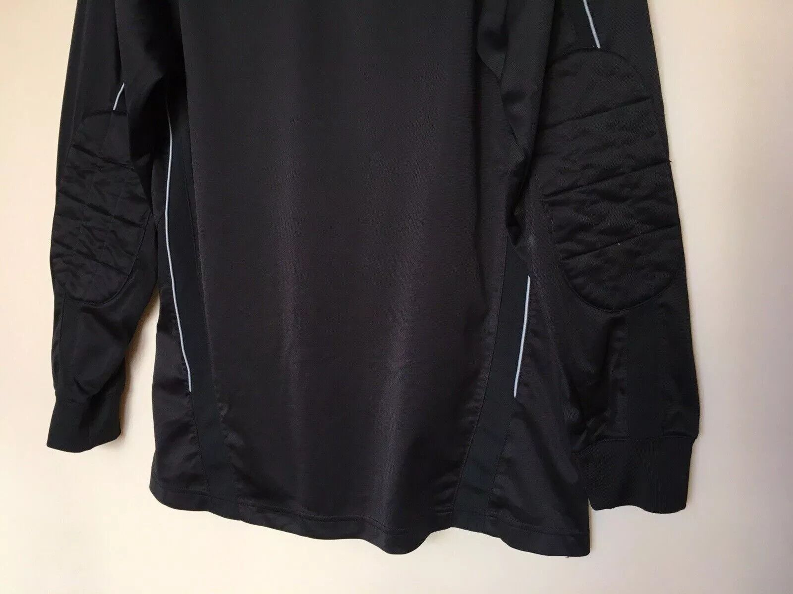 Vintage VINTAGE EINTRACHT FRANKFURT 2005 2007 FOOTBALL JERSEY SOCCER Size US XL / EU 56 / 4 - 7 Thumbnail