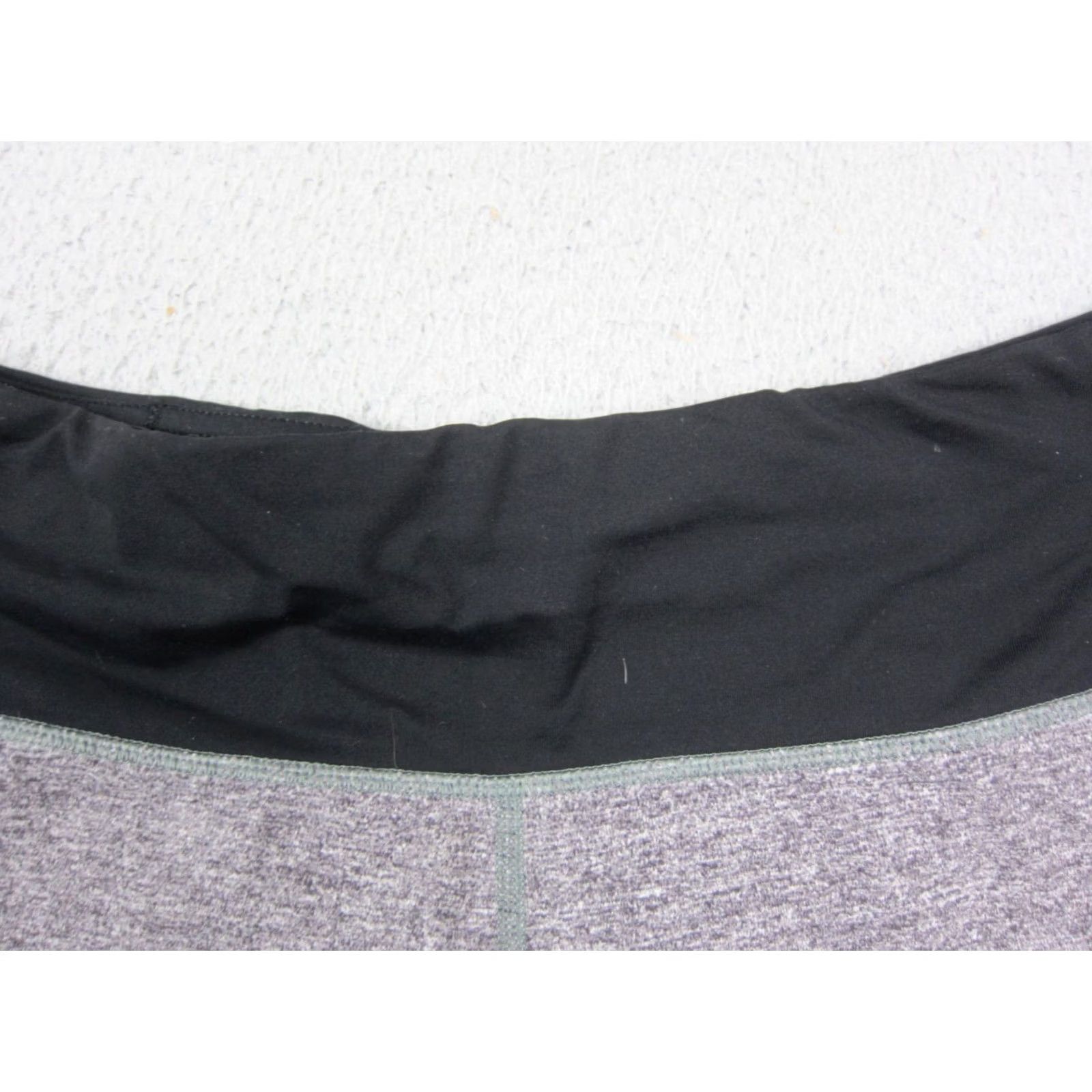 Lululemon Lululemon Shorts Womens Size 6 Gray Black Speed Up Athletic Running Gym Workout Size 28" / US 6 / IT 42 - 2 Thumbnail