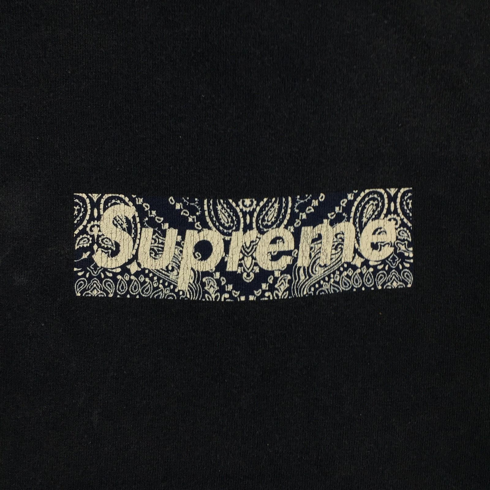 Supreme 2001 Supreme Navy Paisley Box Logo Tee Size US XL / EU 56 / 4 - 3 Thumbnail