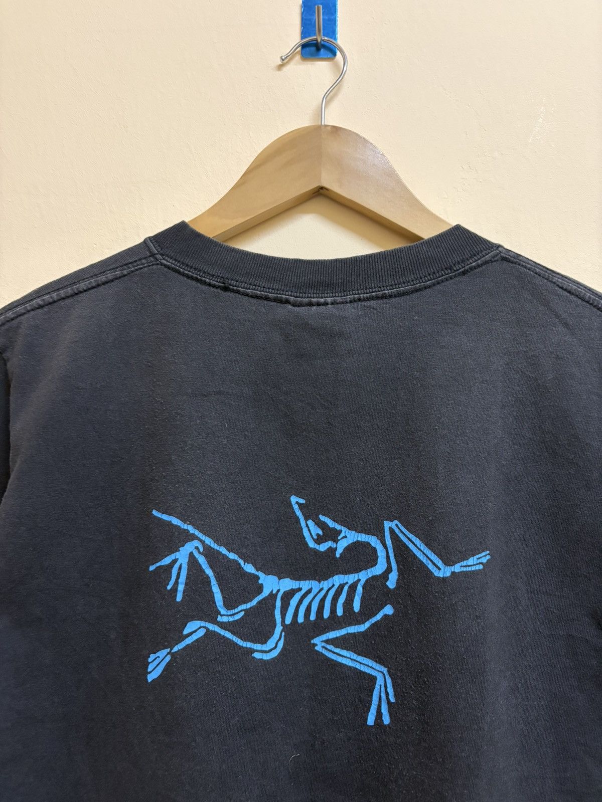 Arc'teryx Vintage 90s Arcteryx Big Logo T-Shirt Gorpcore Streetwear Size US S / EU 44-46 / 1 - 3 Thumbnail