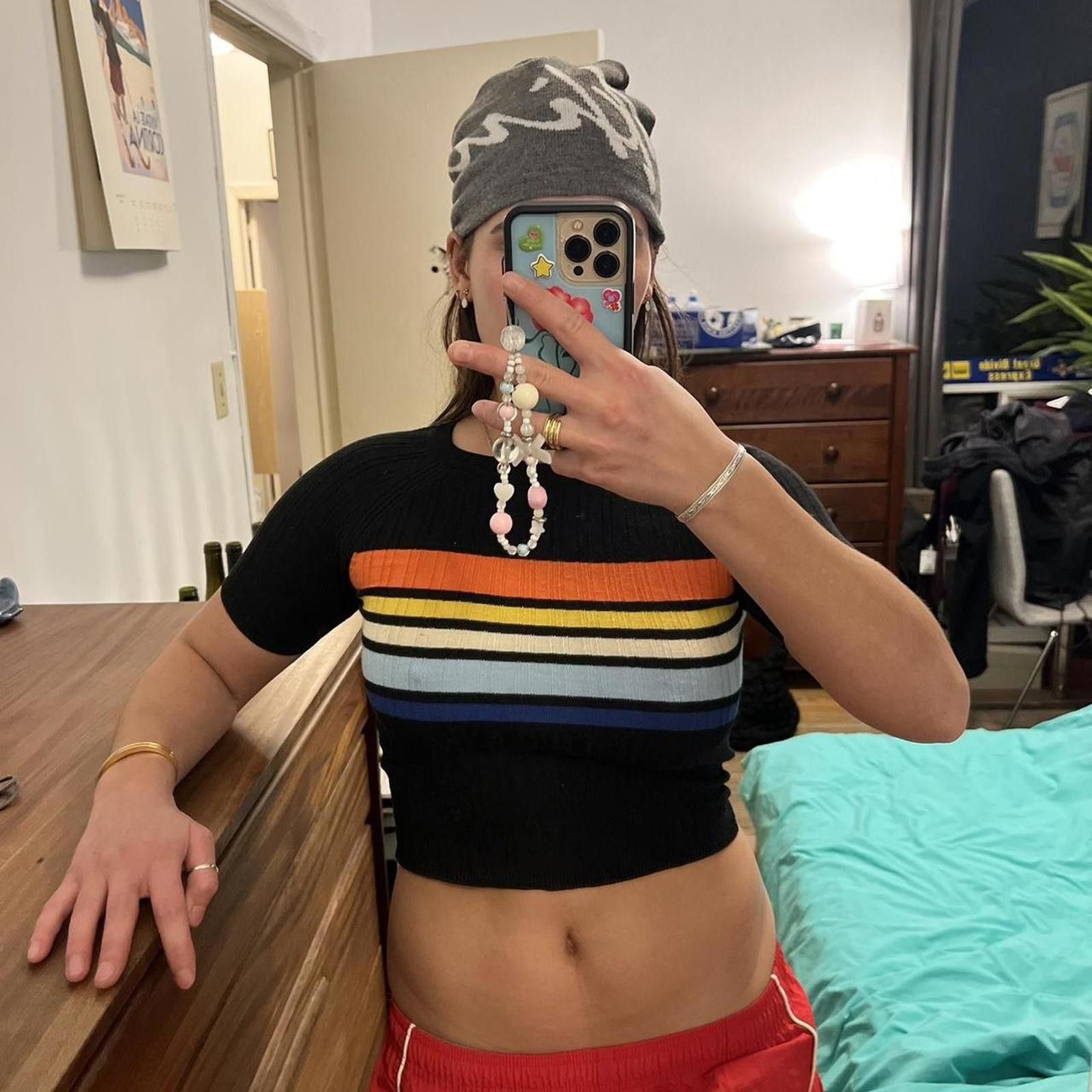 H&M Vintage H&M Crop Tee Size XS / US 0-2 / IT 36-38 - 1 Thumbnail
