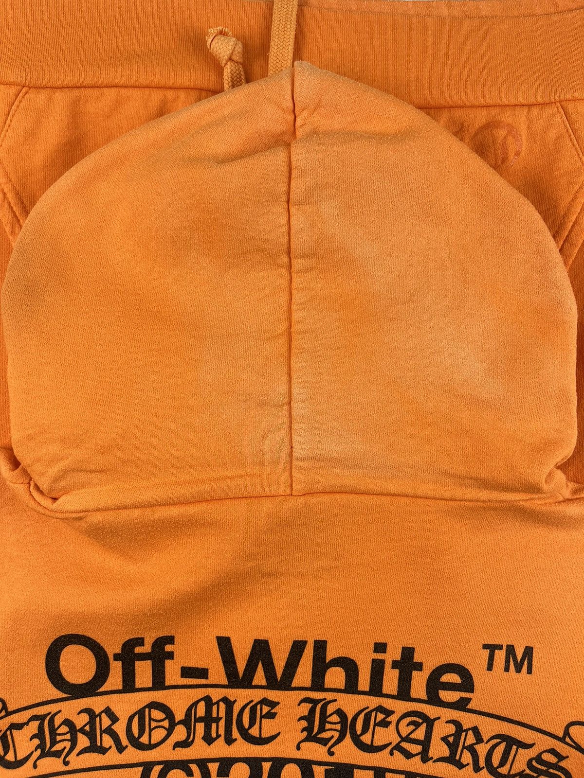 Chrome Hearts × Off-White 2018 Chrome Hearts Off White Scroll Logo Orange Hoodie Size US M / EU 48-50 / 2 - 6 Thumbnail
