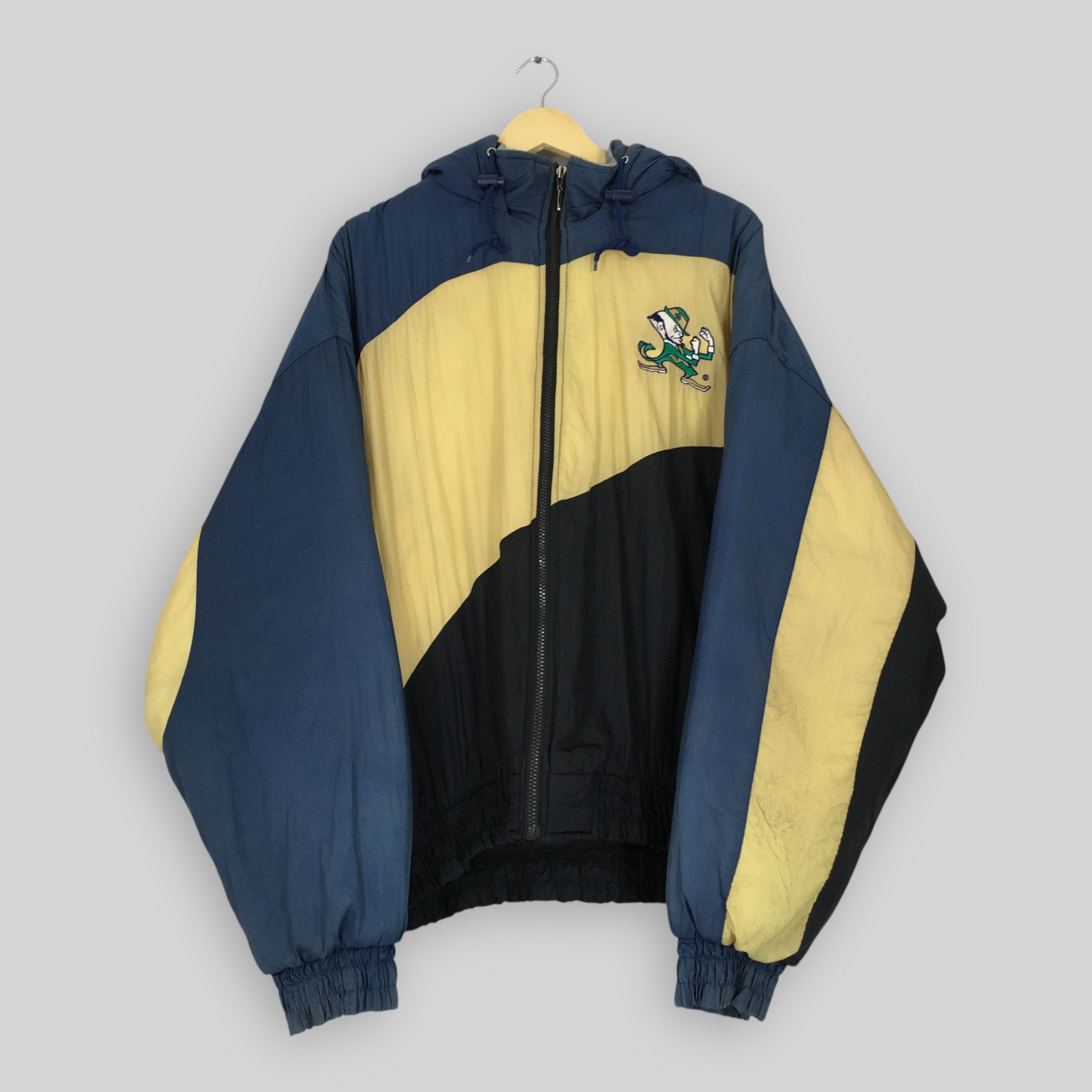 Chalk Line × Vintage Vintage Notre Dame Fighting Irish NCAA Jacket XXLarge Size US XXL / EU 58 / 5 - 1 Thumbnail