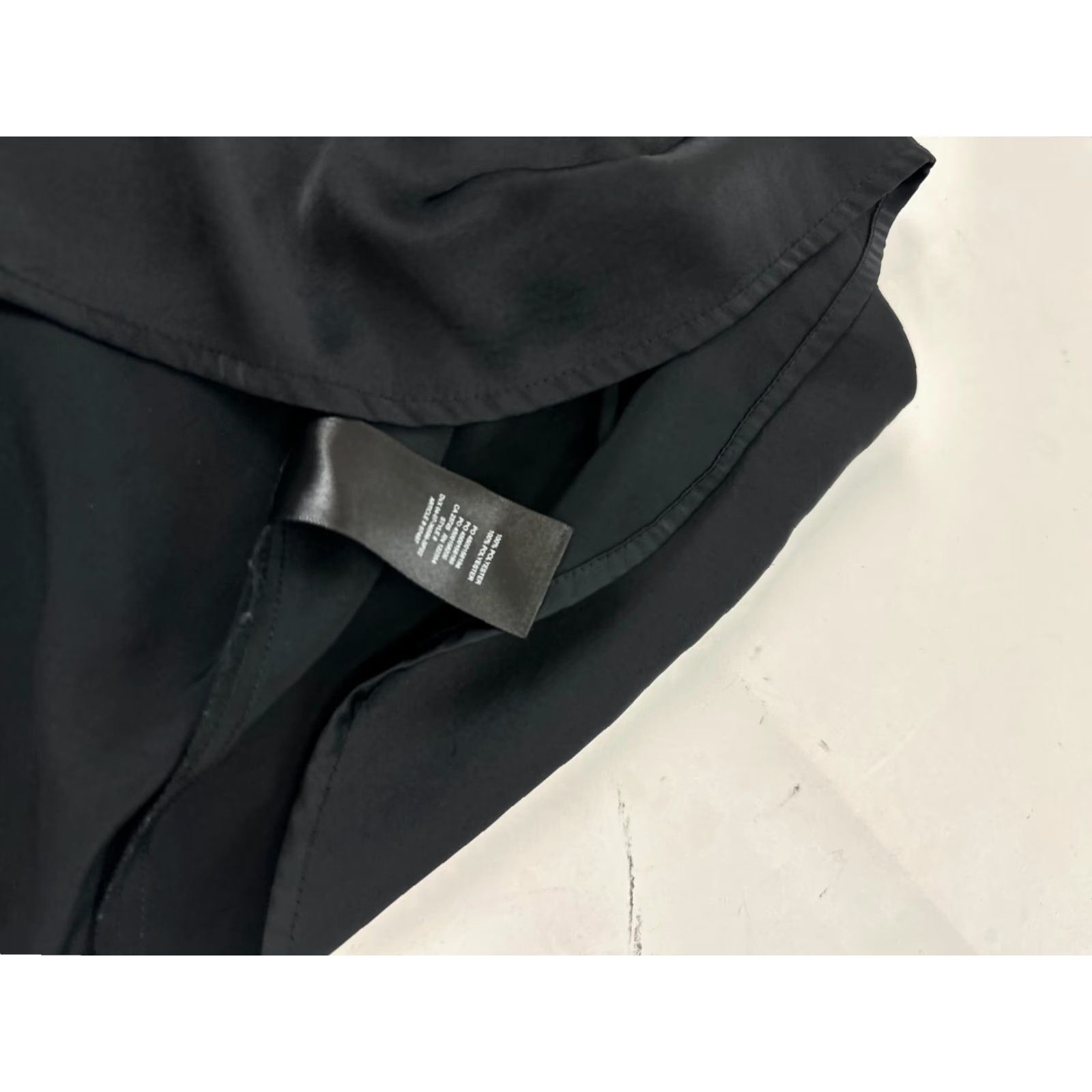 Vintage Wilfred Skirt Womens S Black Solid Midi Straight Pencil Back Zip Casual Party/Cocktail Men/Womens? Size 28" / US 6 / IT 42 - 6 Thumbnail