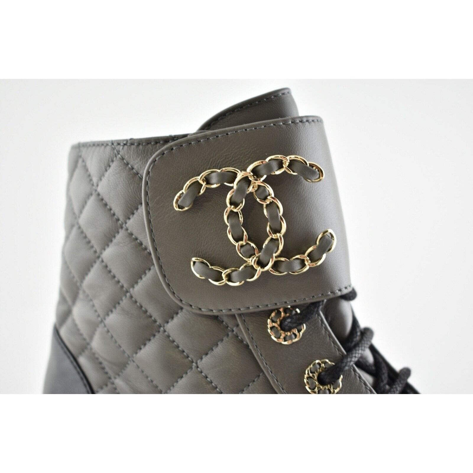 Chanel Chanel 21A Grey Black Quilted CC Chain Combat Lace Up Size US 10.5 / IT 40.5 - 3 Thumbnail