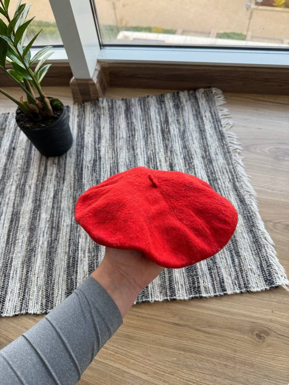 Vivienne Westwood VIVIENNE WESTWOOD BERET RED WOOMEN’S WOOL HAT LIMITEDEDITION Size ONE SIZE - 2 Thumbnail
