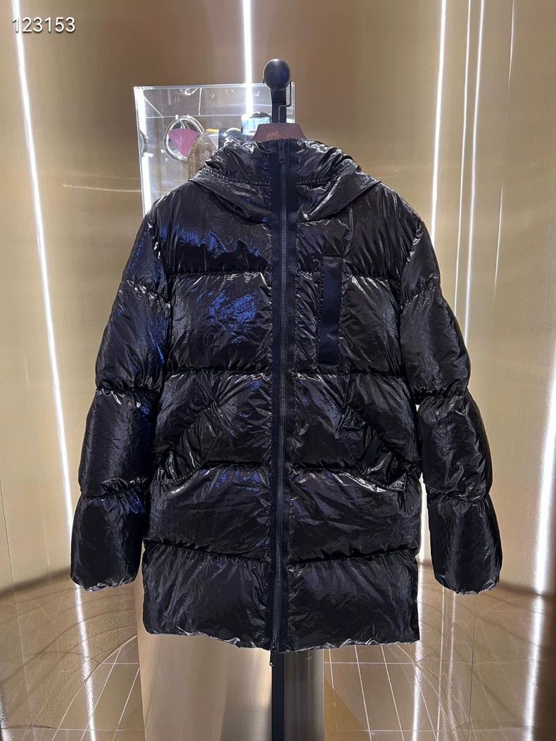 Givenchy Givenchy 040450F Men's 4G Zippered Heavy Down Jacket Size US L / EU 52-54 / 3 - 1 Thumbnail