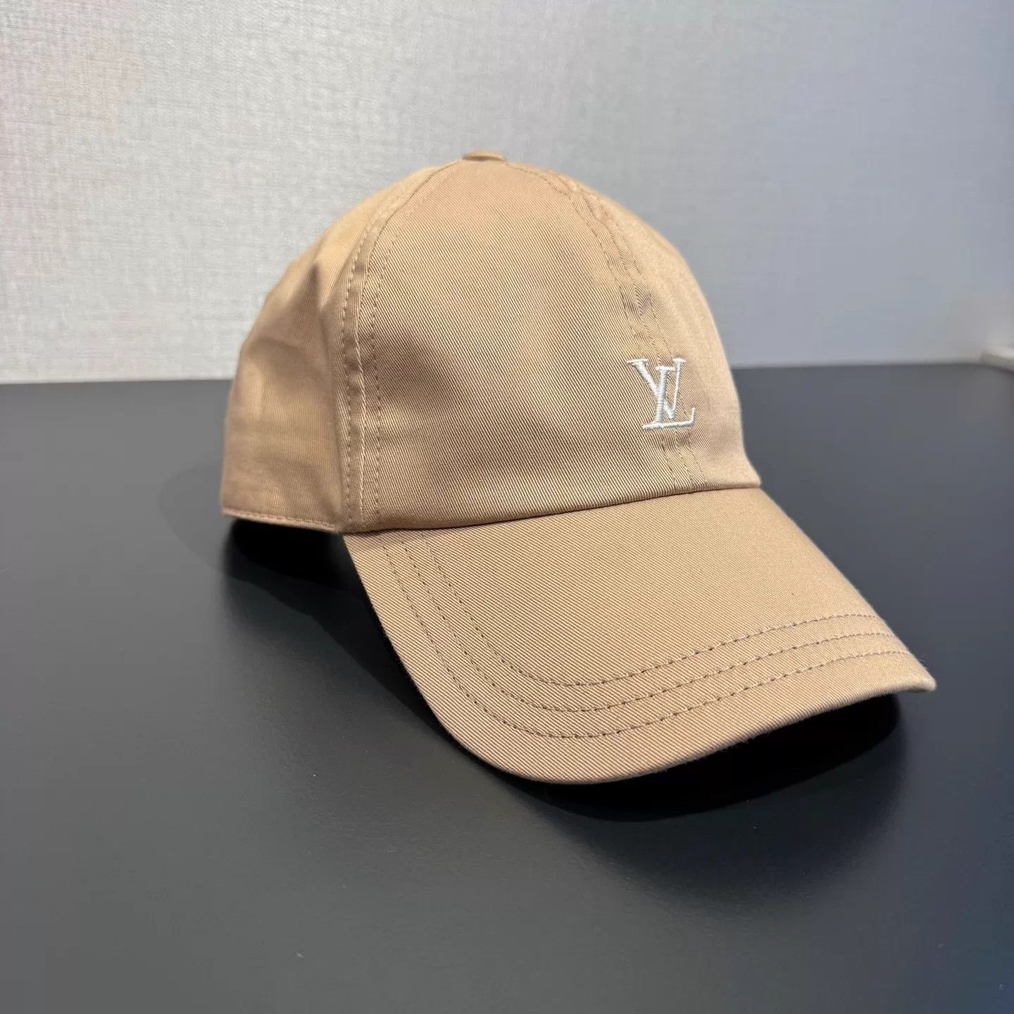 Louis Vuitton Louis Vuitton Khaki Knit Logo Cap New One Size Size ONE SIZE - 3 Thumbnail