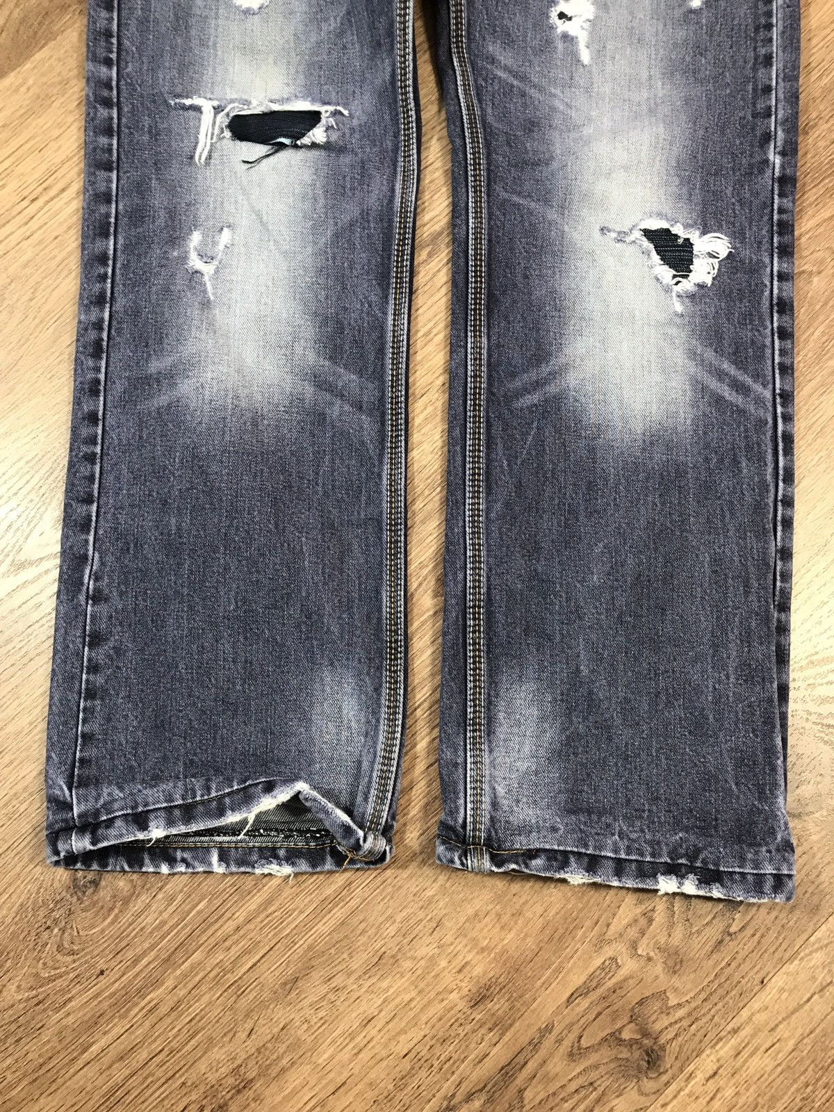 Japanese Brand × Vintage Vintage Distressed Denim Pants Dont Panic Size US 32 / EU 48 - 2 Thumbnail