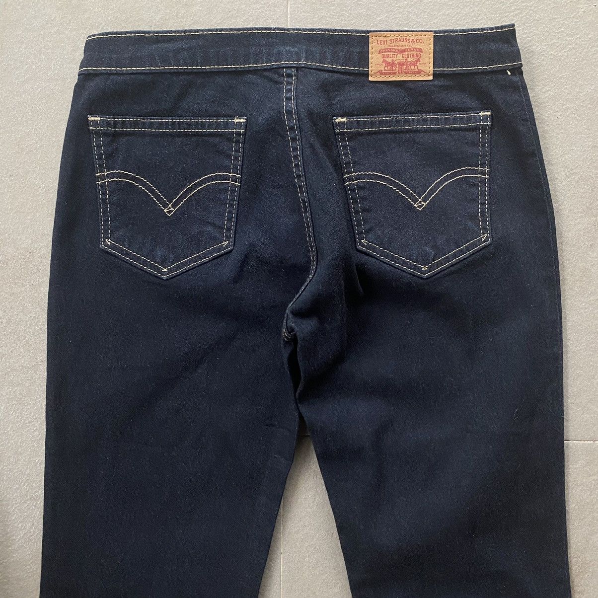 Levi’s bootcut bush pants stretchable jeans