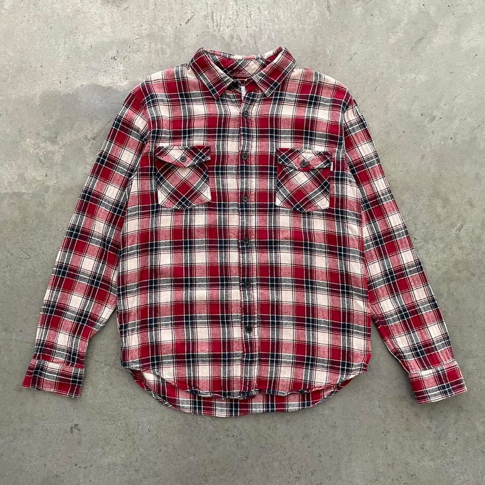 Vintage Vintage Red Plaid Flannel Shirt Size US L / EU 52-54 / 3 - 1 Thumbnail