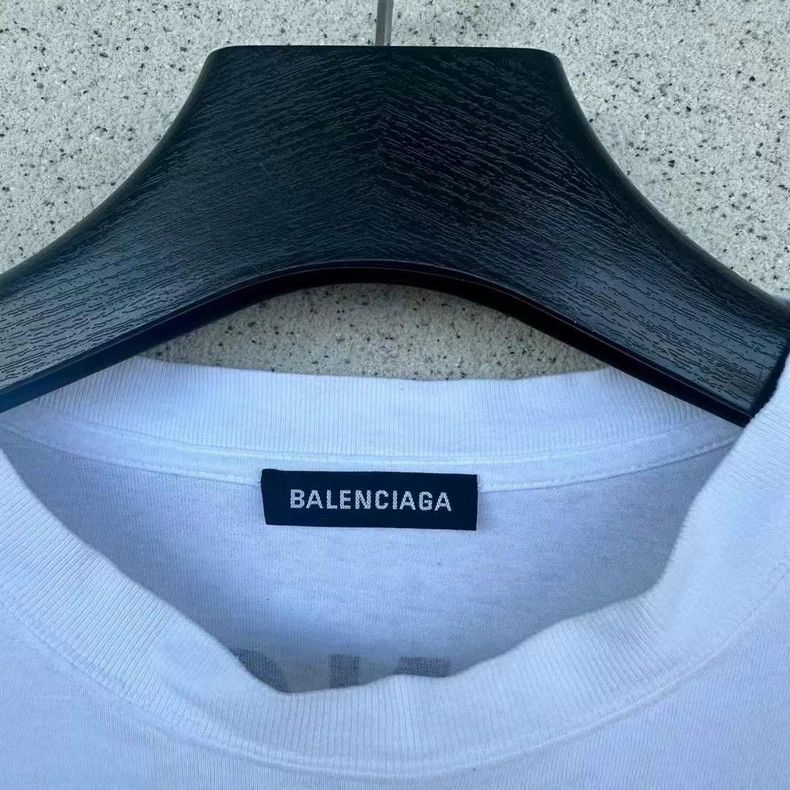 Balenciaga Balenciaga Back logo short sleeve Size US S / EU 44-46 / 1 - 2 Thumbnail