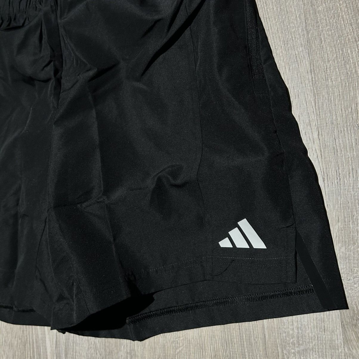 Adidas × Vintage Adidas Shorts Size US 30 / EU 46 - 2 Thumbnail