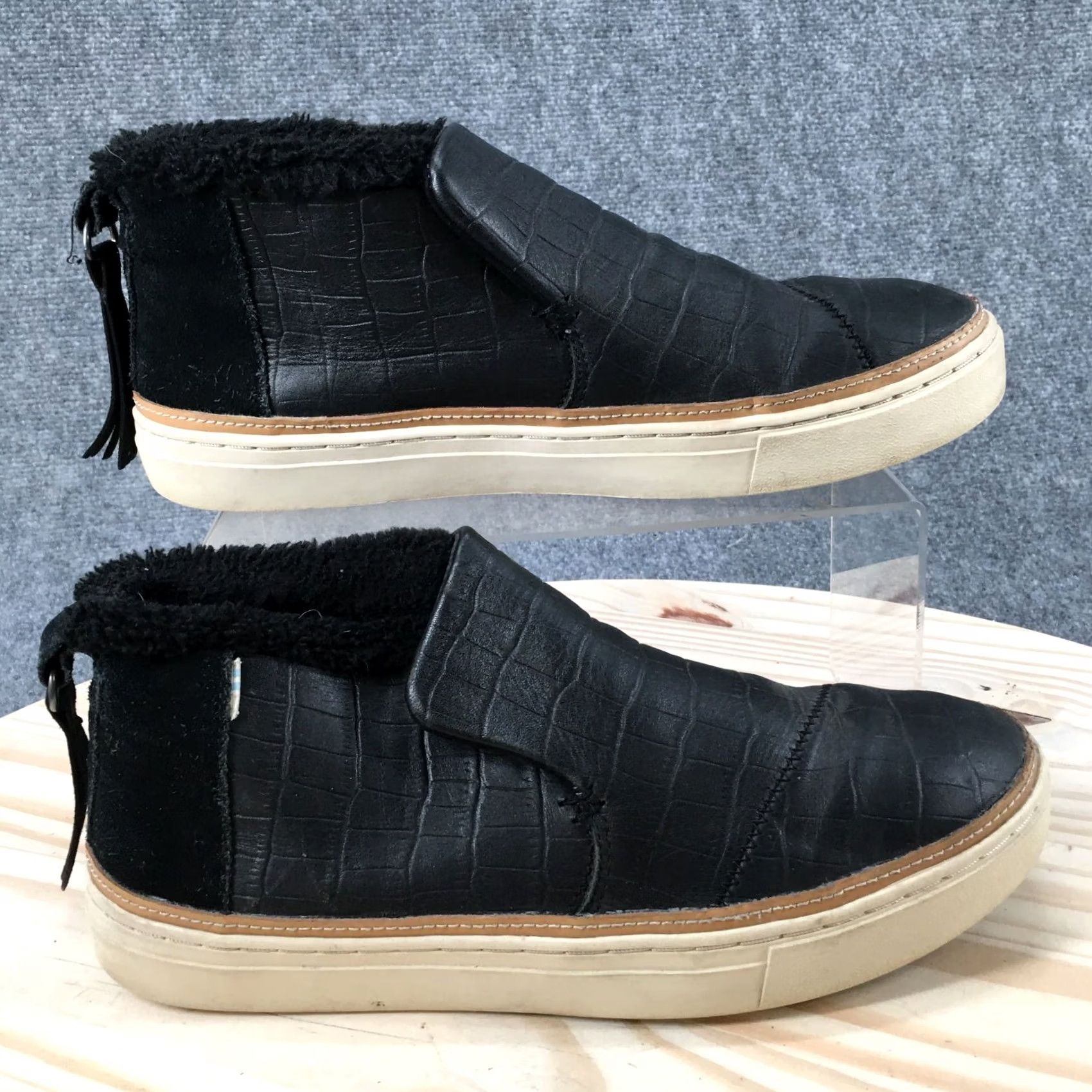 Toms TOMS Paxton High Top Sneakers Black Leather Womens 9 Casual Croc Flat Fur Trim Shoes Size M / US 6-8 / IT 42-44 - 2 Thumbnail