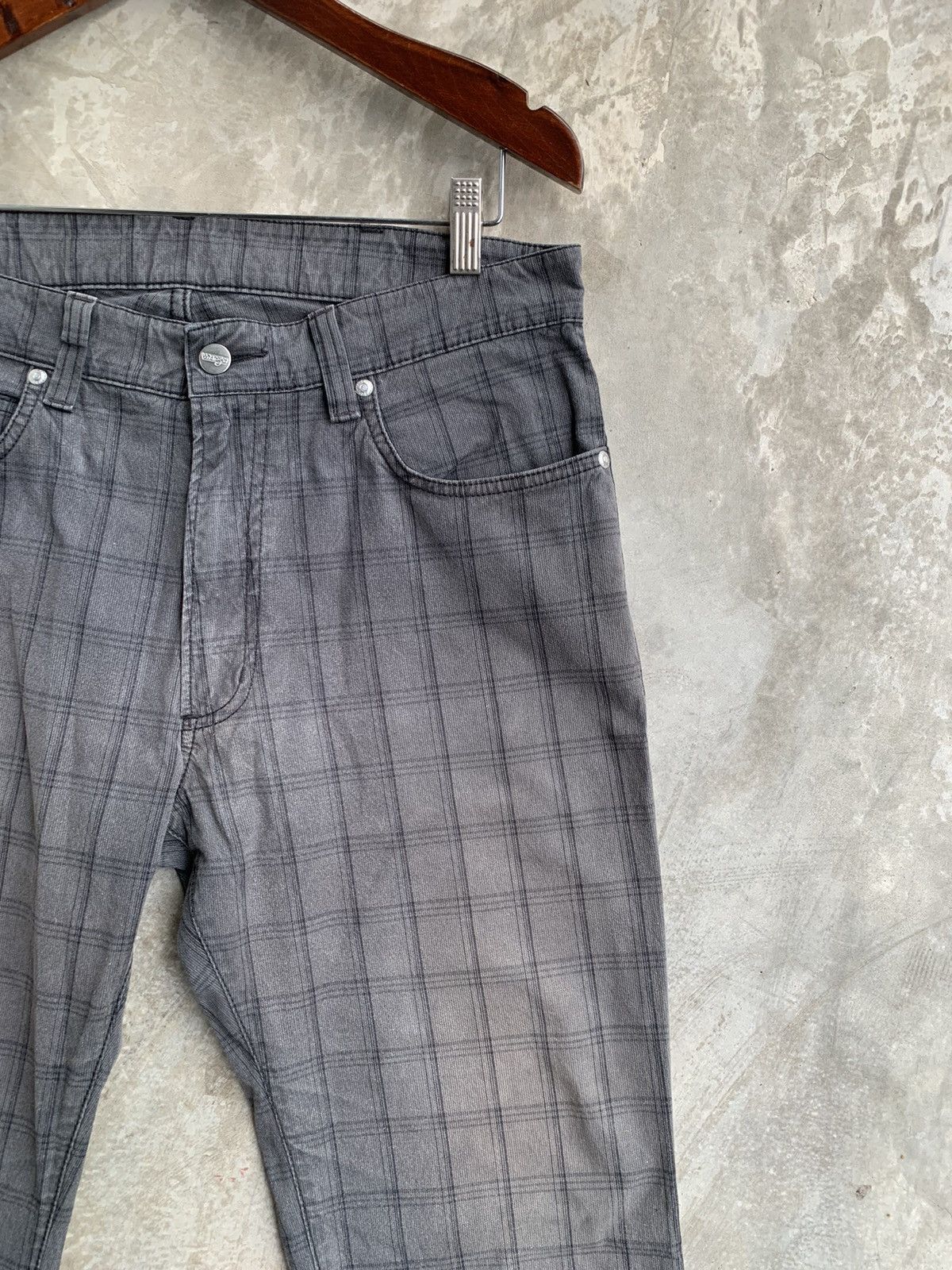 Designer × Wrangler Casual Pants By Wrangler Size US 33 - 3 Thumbnail
