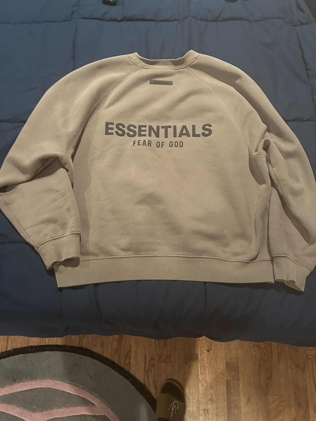 Essentials × Fear of God Fear of God essentials 2019 crewneck Size US M / EU 48-50 / 2 - 1 Thumbnail