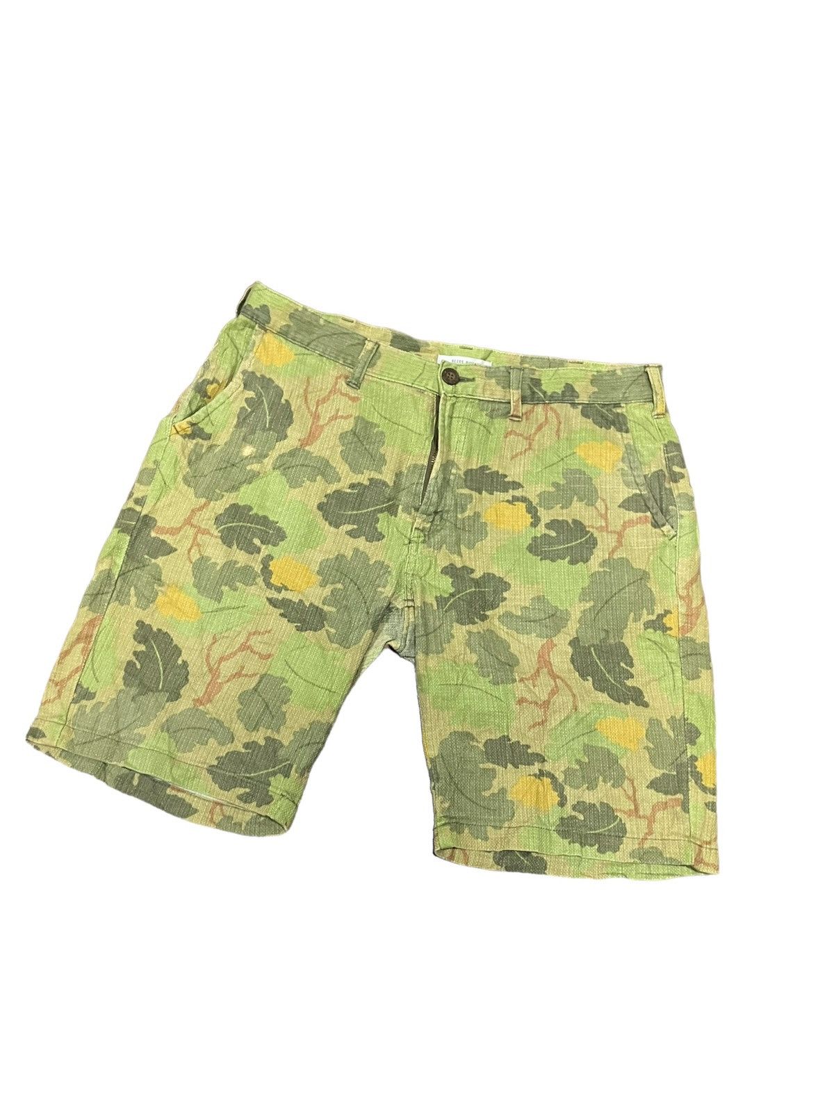 Japanese Brand Mitchell Camouflage Japanese Bliss Point Distressed Shorts Size US 33 - 2 Thumbnail