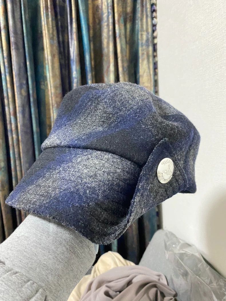 Vivienne Westwood Vivienne Westwood A woolen kerchief hat Size ONE SIZE - 1 Thumbnail