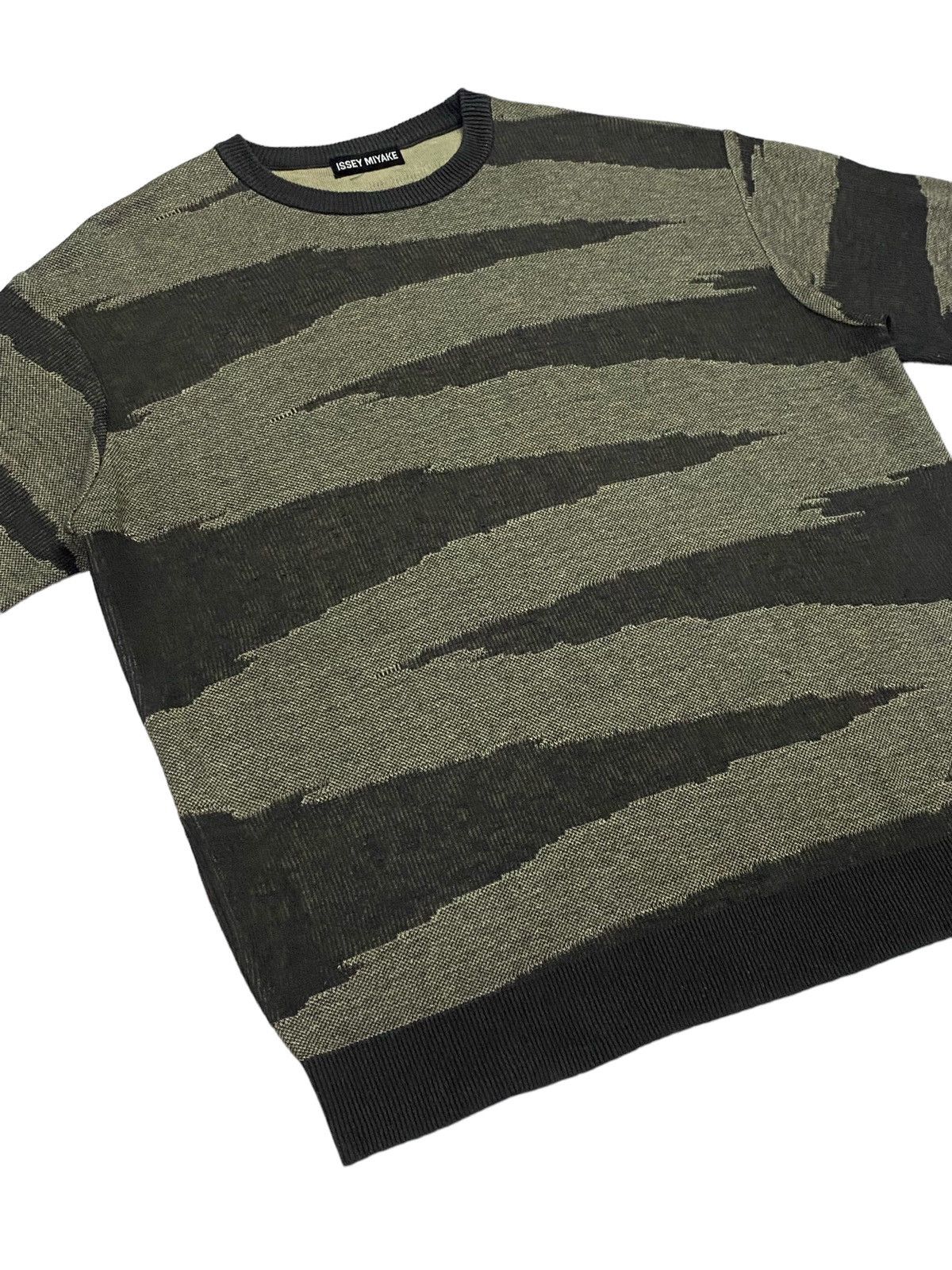 Issey Miyake Vintage Issey Miyake Short Sleeve Knit Jumper Size US M / EU 48-50 / 2 - 16 Thumbnail
