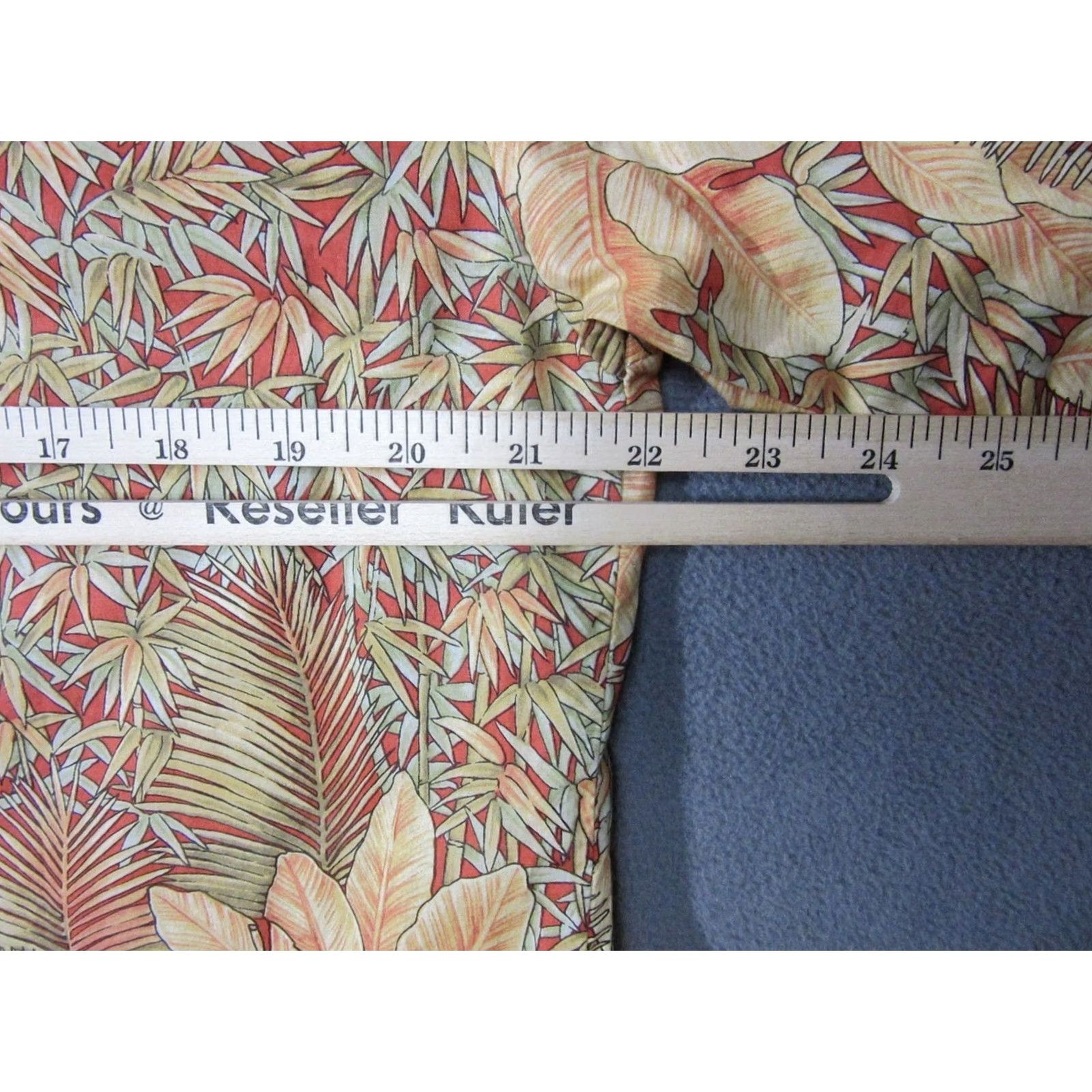 Tori Richard VINTAGE Tori Richard Shirt Mens M Beige Red Floral Tropical Hawaiian Aloha Button-Up Casual Short Sleeve Size US M / EU 48-50 / 2 - 7 Thumbnail