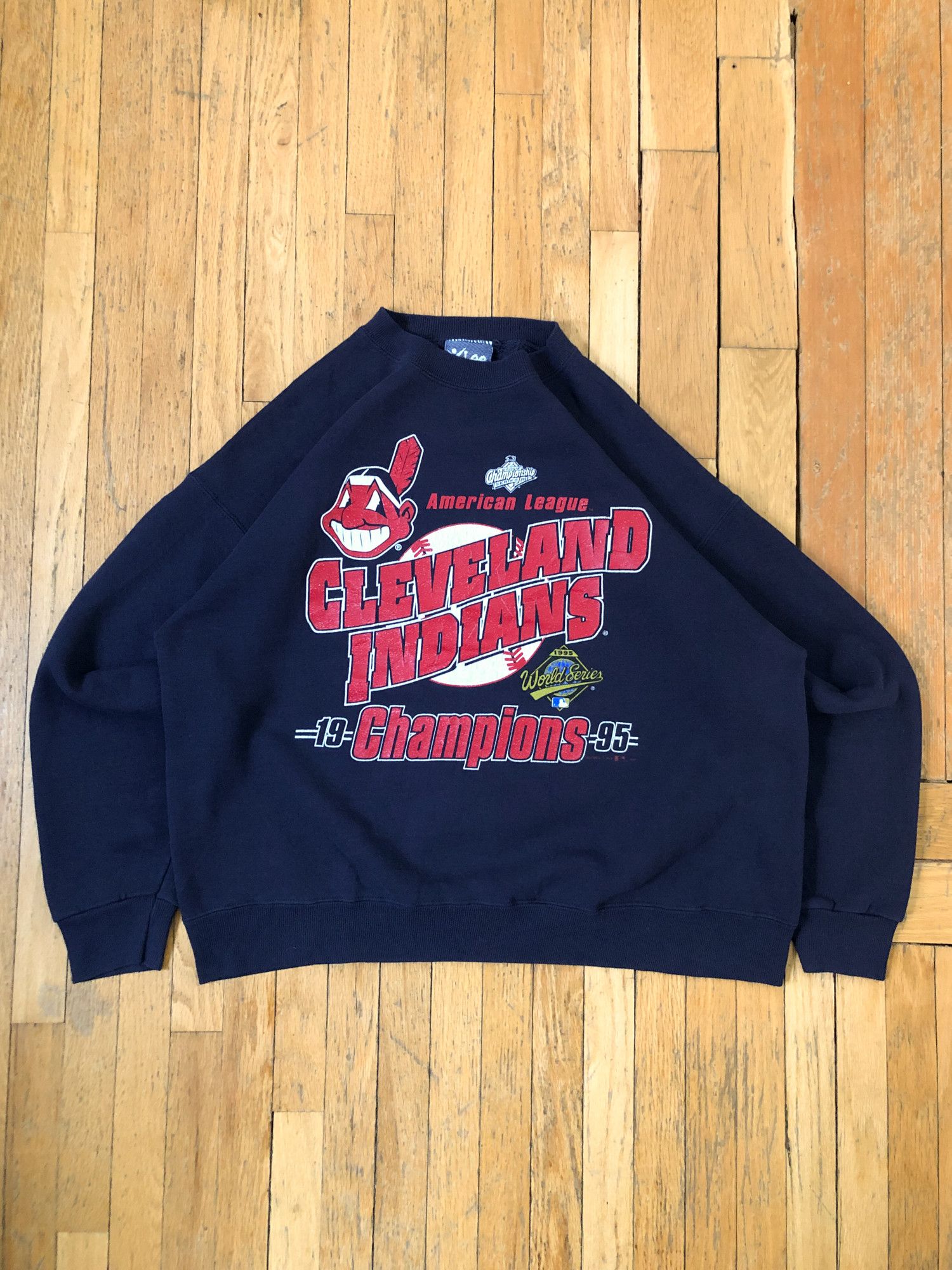 MLB × Vintage 1995 Boxy Cleveland Indians Champions World Series Baseball Size US XL / EU 56 / 4 - 2 Thumbnail