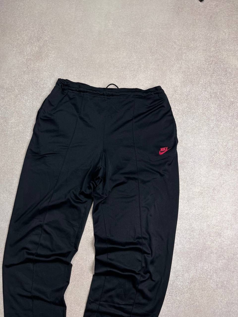 Nike × Vintage Vintage Nike Swoosh Baggy Trackpants Y2K L Size US 34 / EU 50 - 2 Thumbnail