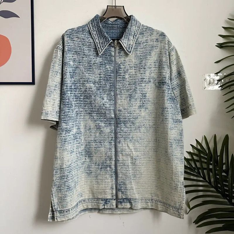 Givenchy Givenchy Blue Cotton Short-Sleeve Outerwear Shirt 0089 Size US S / EU 44-46 / 1 - 1 Thumbnail